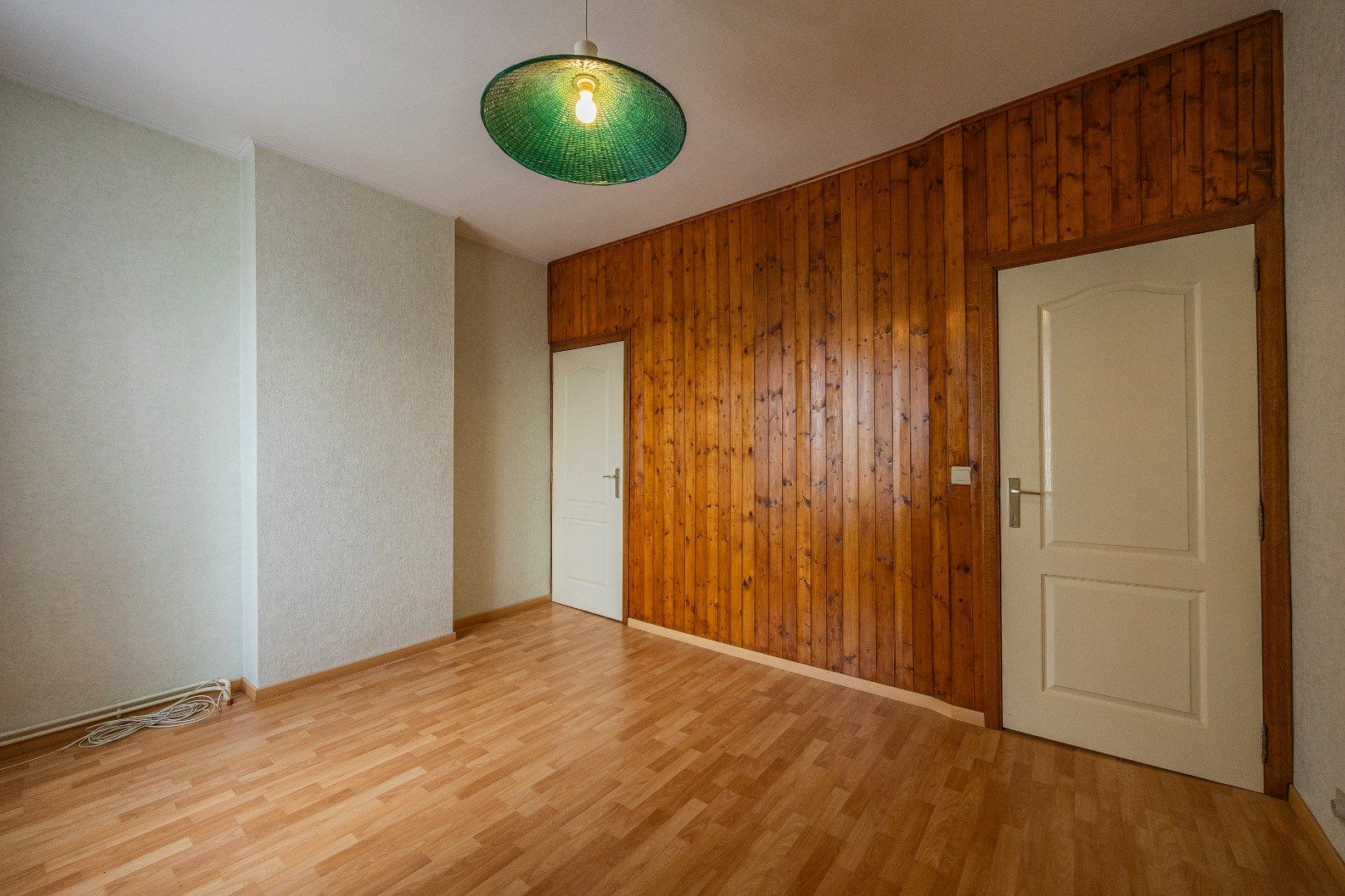 Te renoveren woning met 4 slpks en tuin te Huizingen foto 19