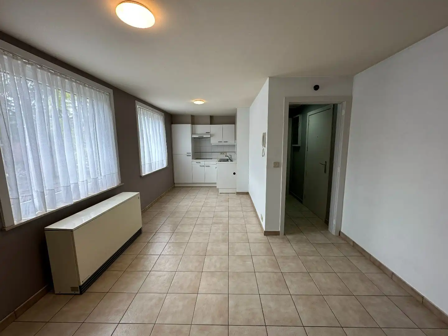 Centraal gelegen 1-slaapkamer appartement, Torhout foto 2