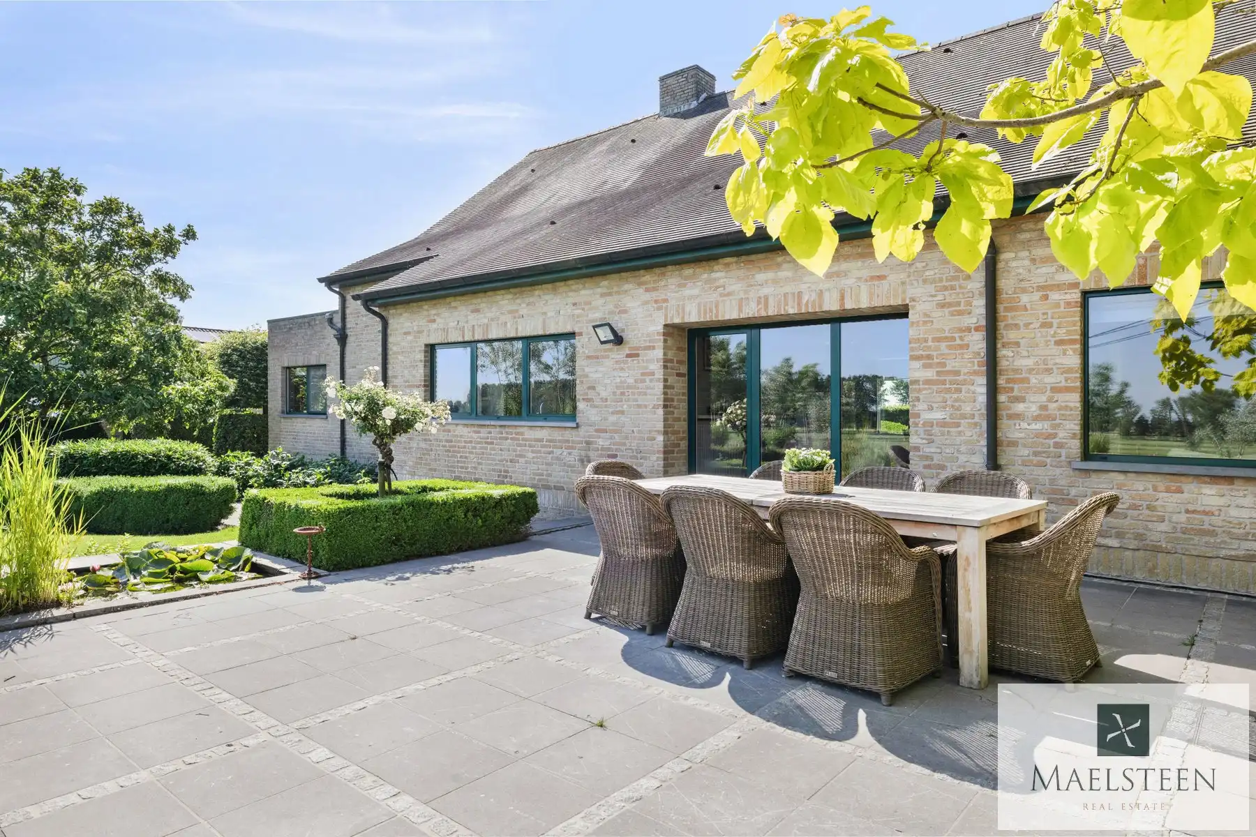 Boerderij op 1,5ha op de flank van Oedelem-berg  foto 22