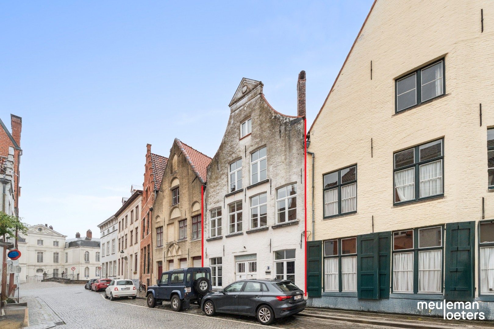 Hoofdfoto van de publicatie: Schitterend gelegen te renoveren woning