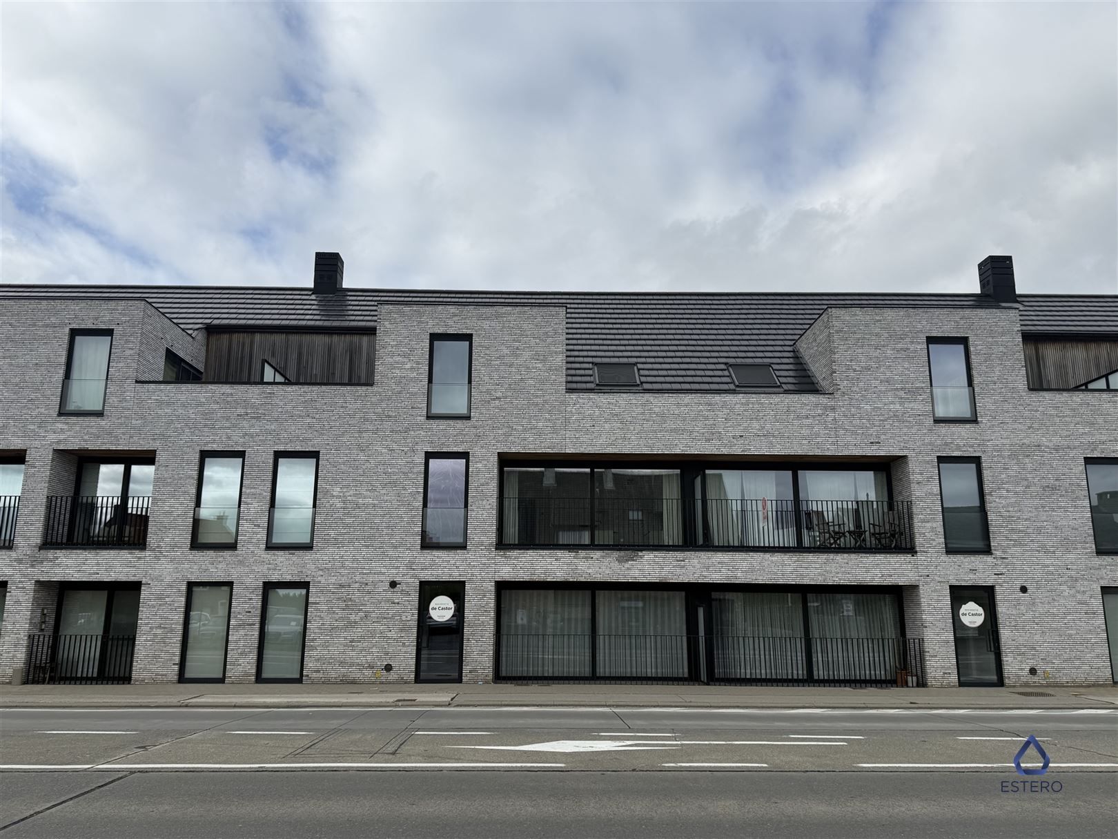 2 slaapkamer appartement op gunstige locatie foto {{pictureIndex}}