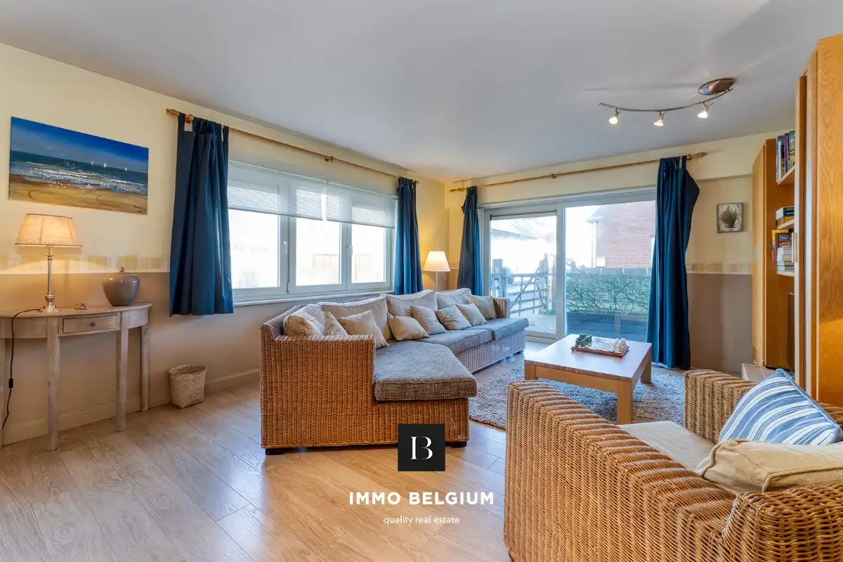 Ruim appartement met 3 slaapkamers nabij het centrum foto 2