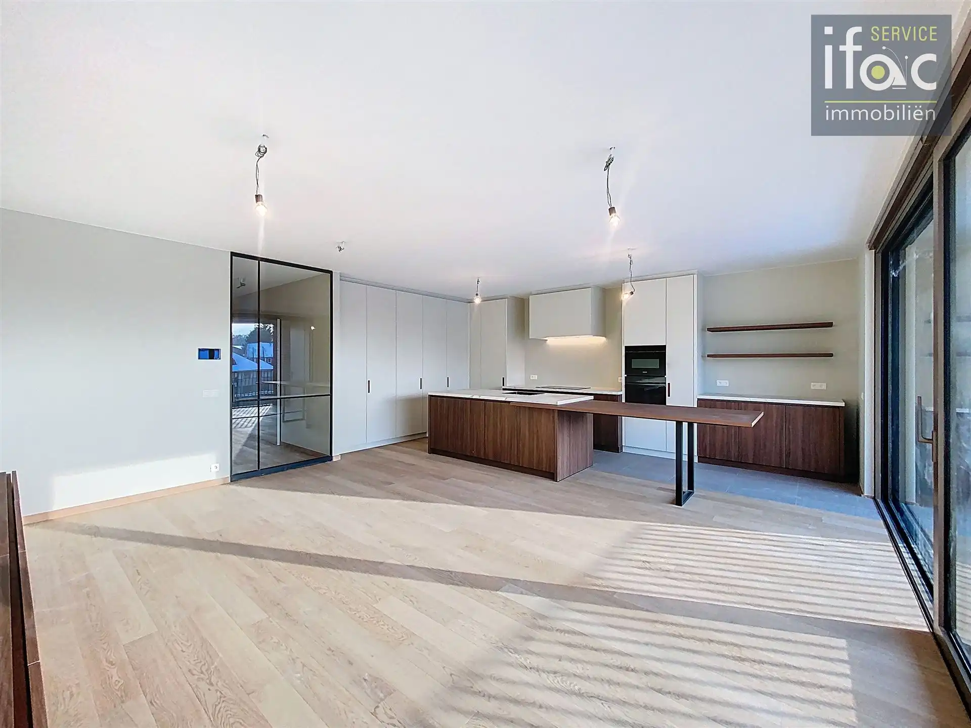 Luxueus appartement met ruim terras en 2 autostaanplaatsen foto 4