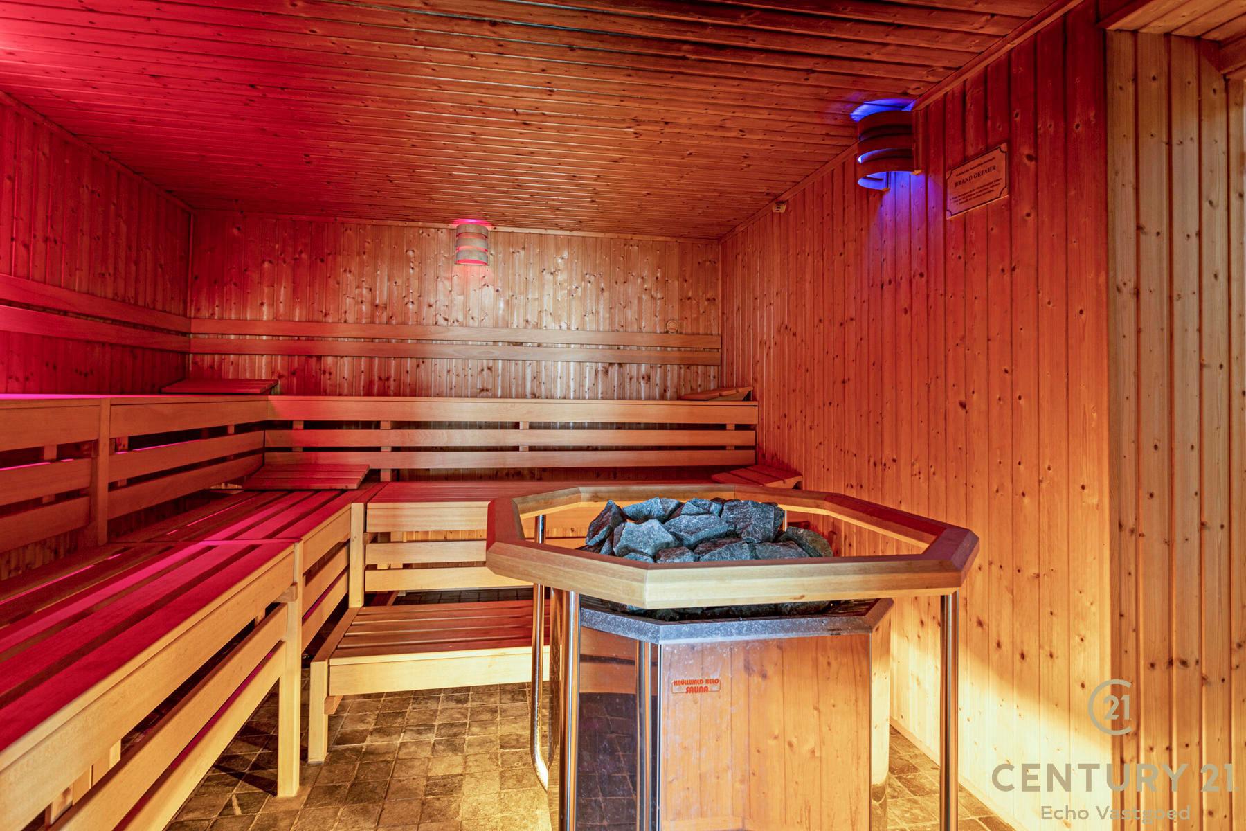 Villa met binnenzwembad en COMPLETE wellness op ca 2590m² foto 28