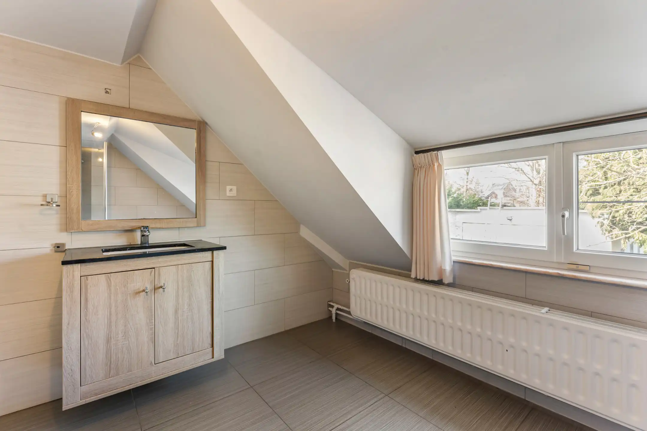 Ruime eengezinswoning met tuin in Herderen foto 12