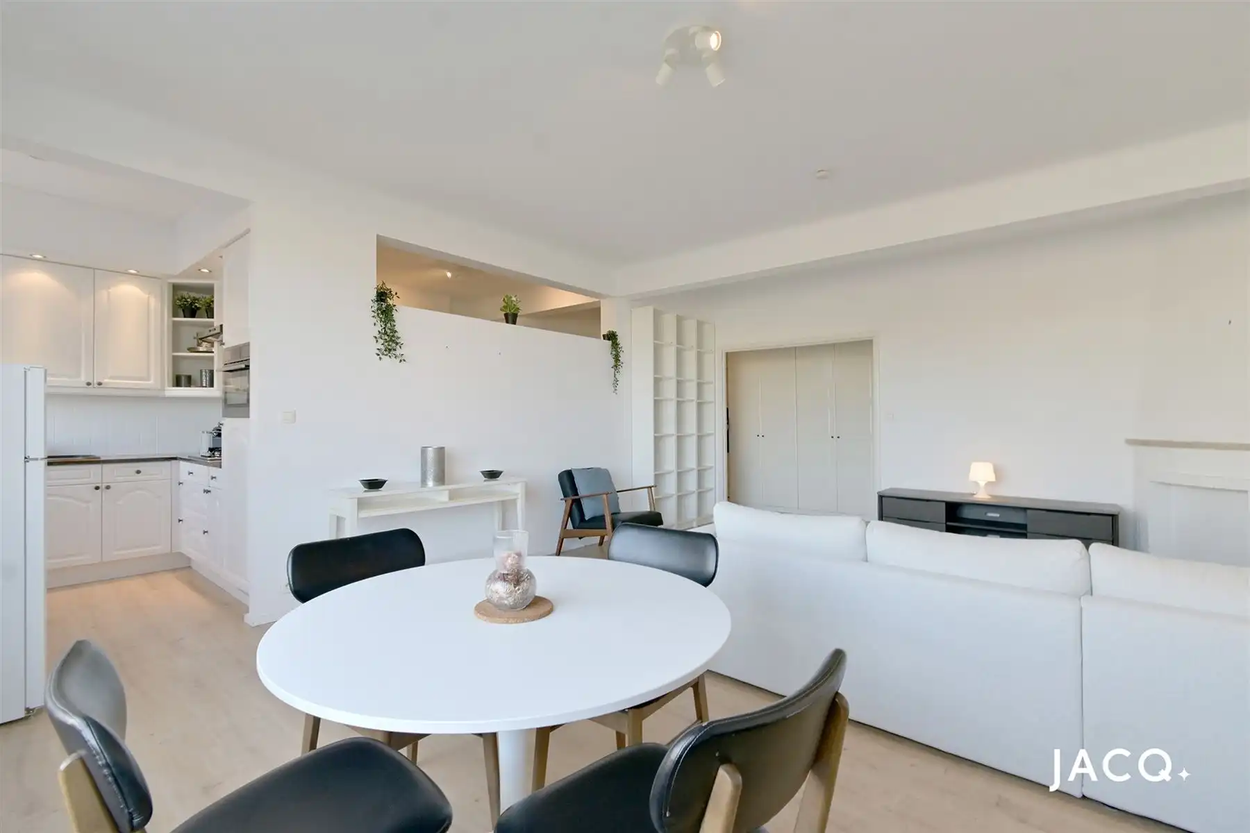 Comfortabel ingericht 1-slpk appartement in de Expowijk! foto 5