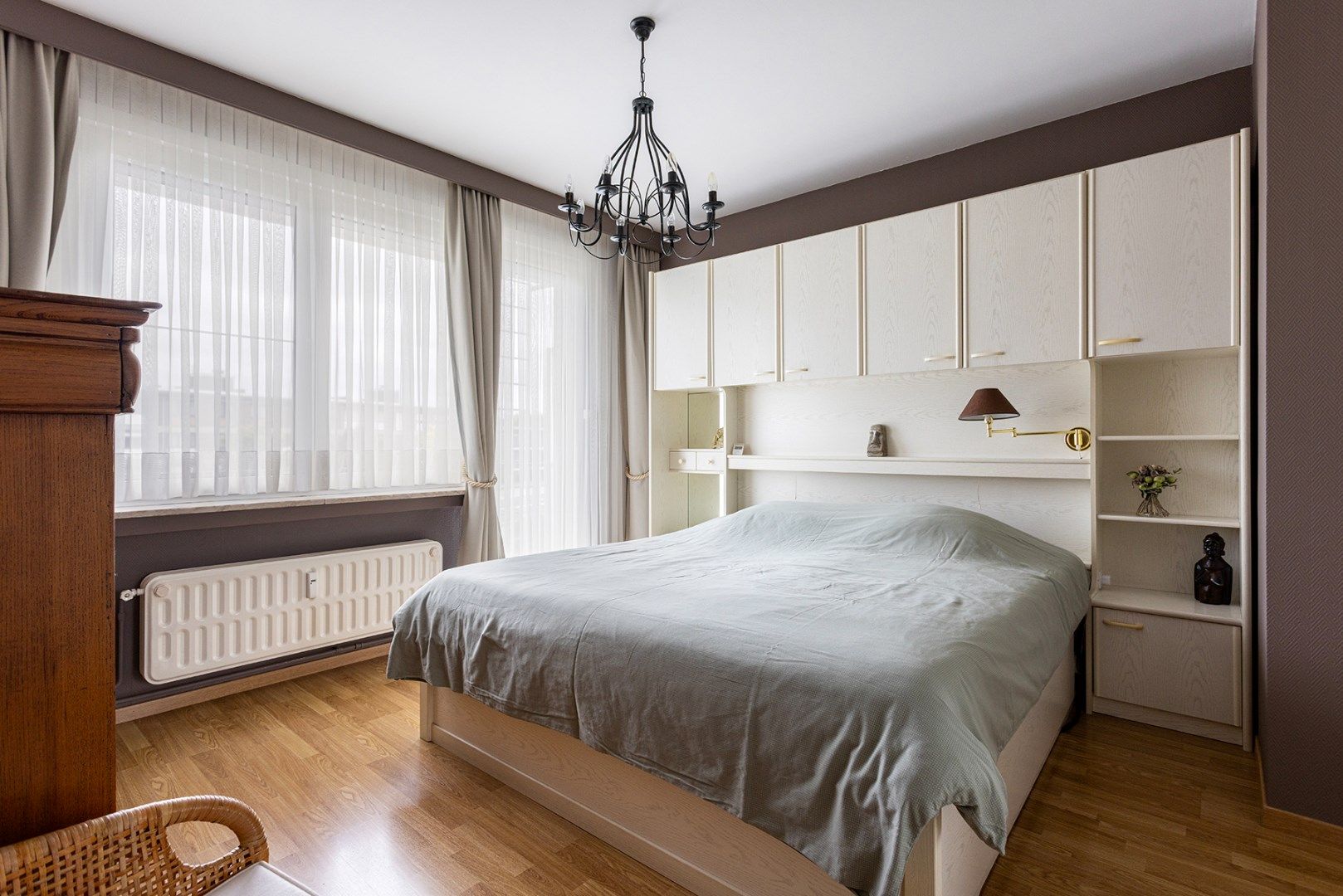 Instapklaar 2-slaapkamer appartement (2v) met terras! foto 10