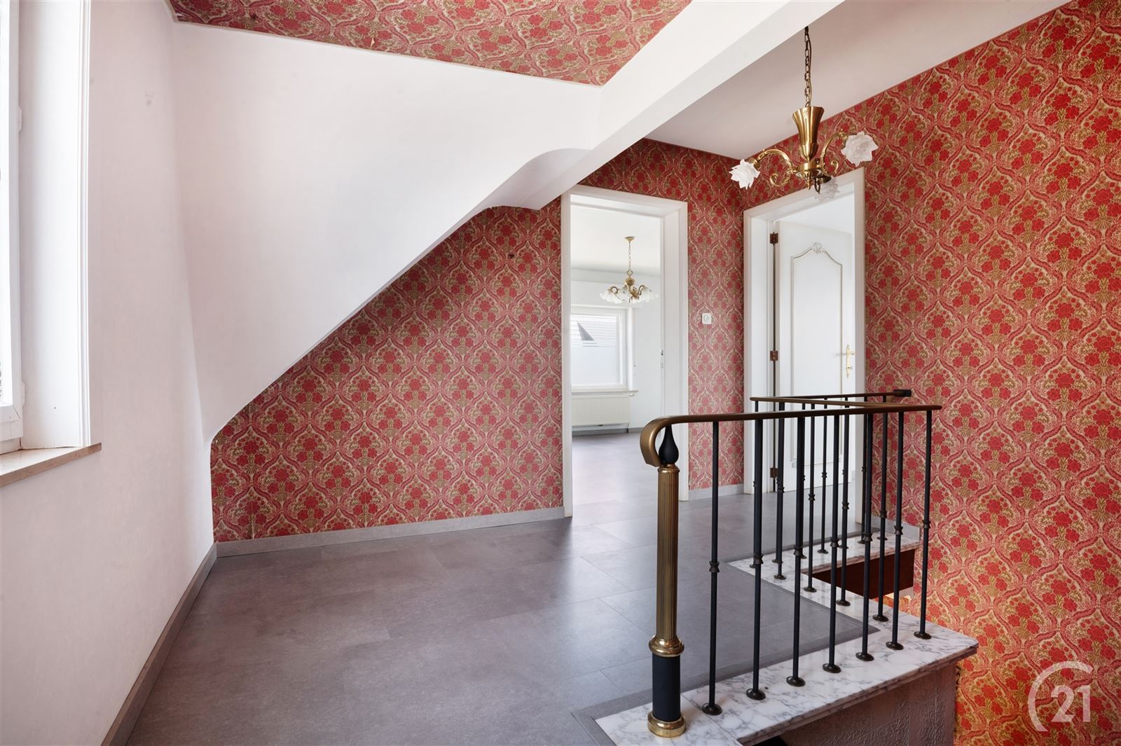 Instapklare woning met zonnige tuin en vlotte bereikbaarheid foto 10