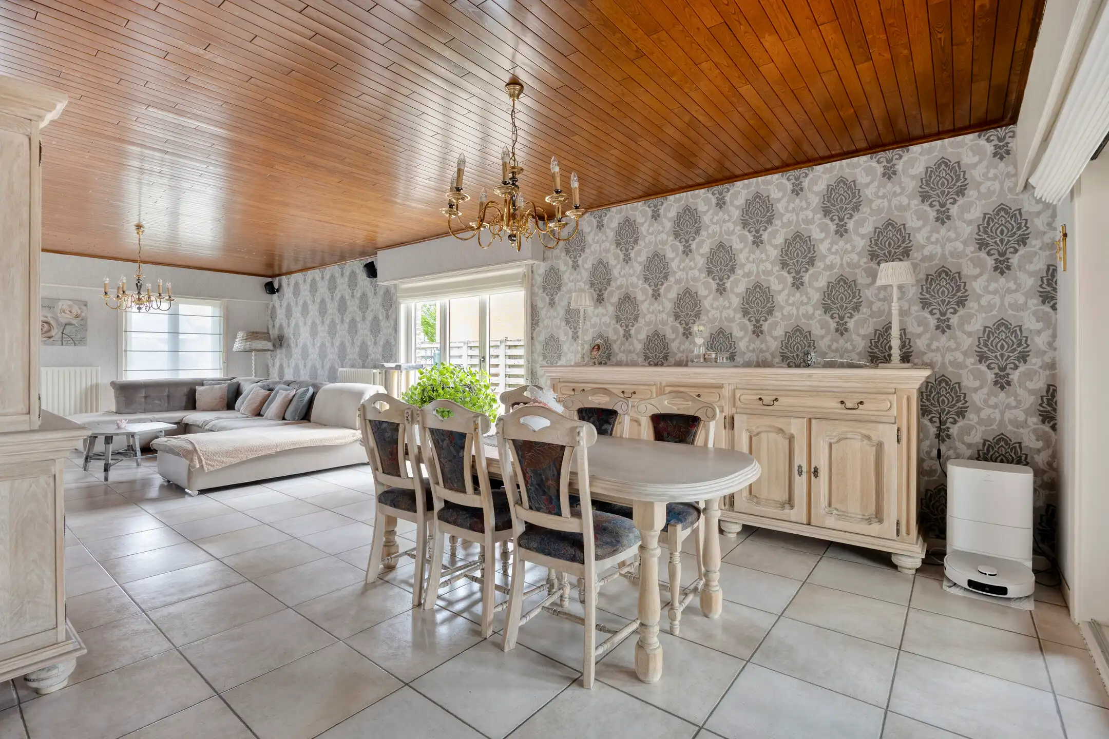 Instapklare vrijstaande woning op ruim perceel foto 5