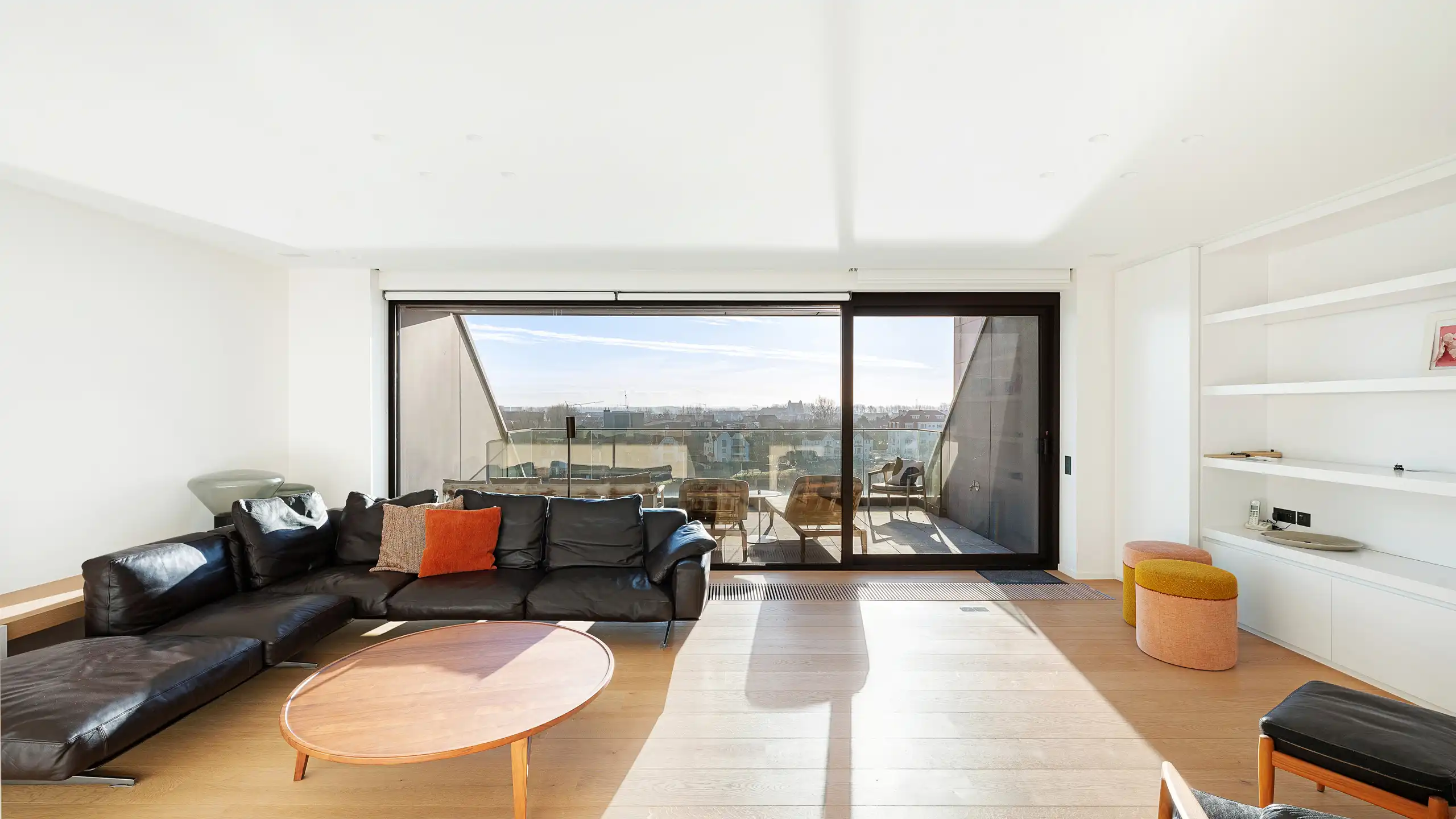 Luxueus appartement met frontaal zicht op het Zegemeer. foto 4