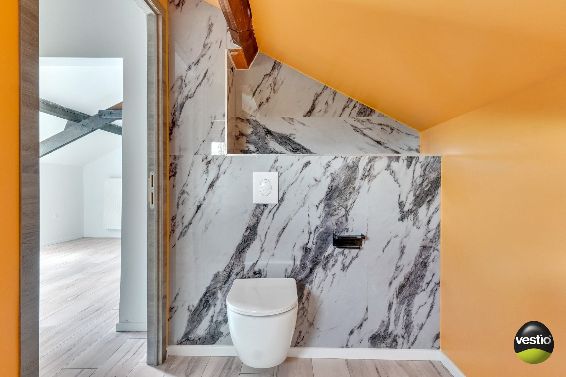 GERENOVEERDE WONING MET 5 SLAAPKAMERS foto 26