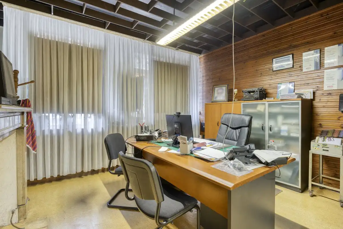 Opbrengsteigendom met renovatiepotentieel in Anderlecht foto 3