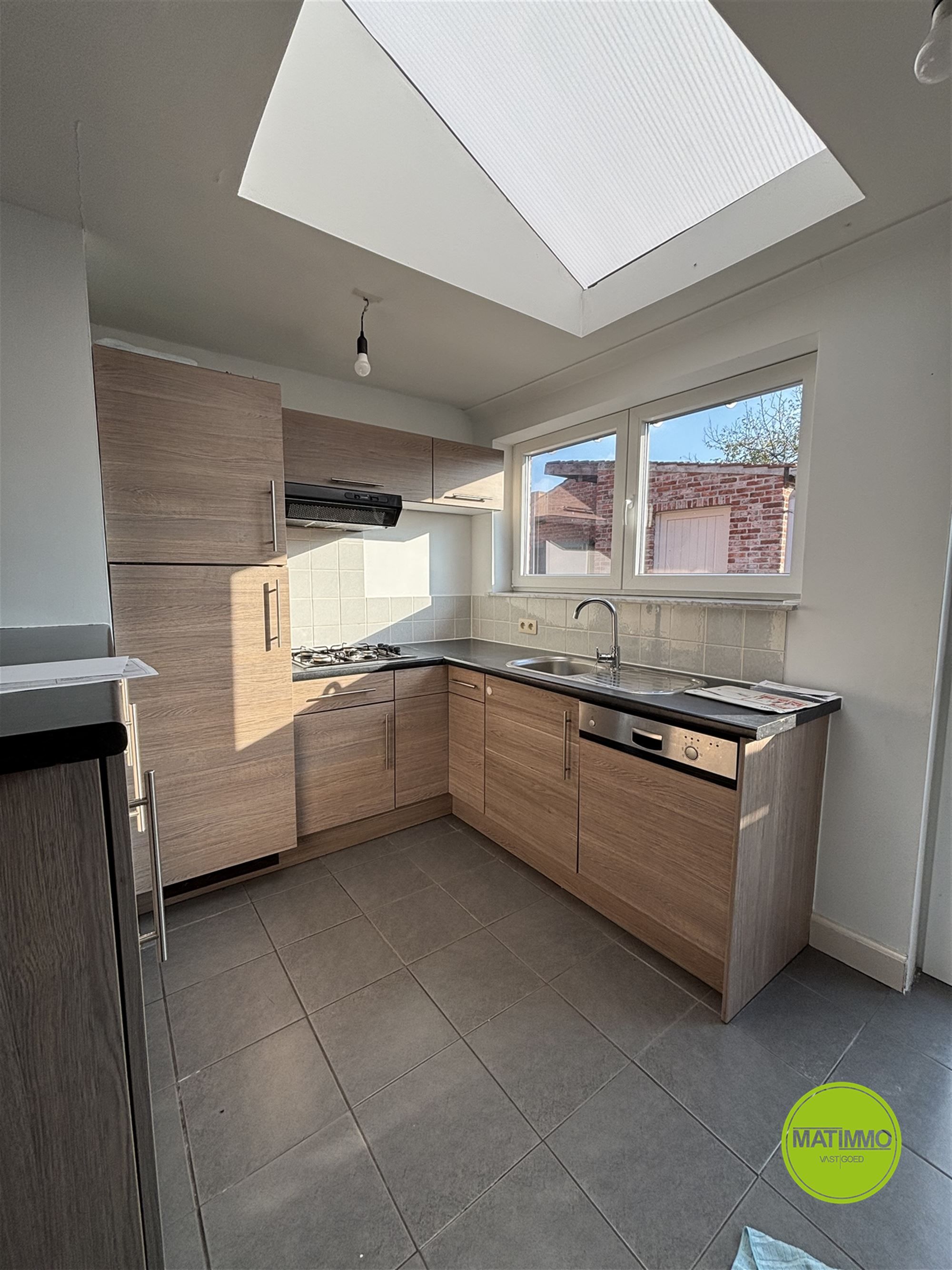 Charmante woning te huur in Mol met gezellige tuin. foto 4