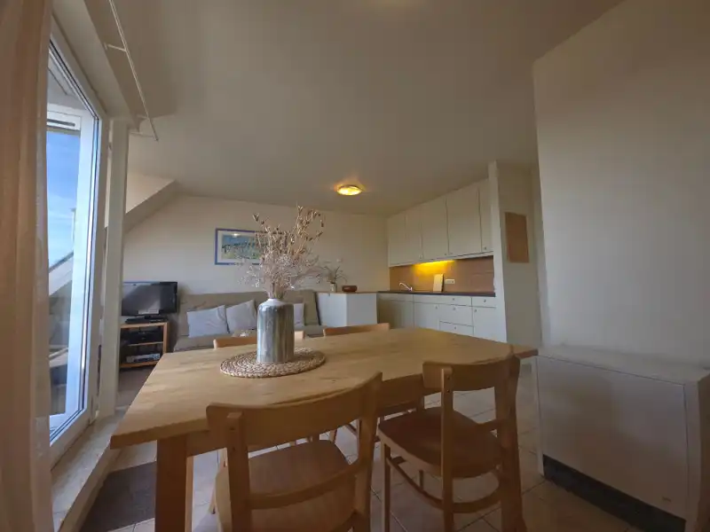 Mooi dakappartement met een groot dakterras en panoramisch uitzicht foto 6