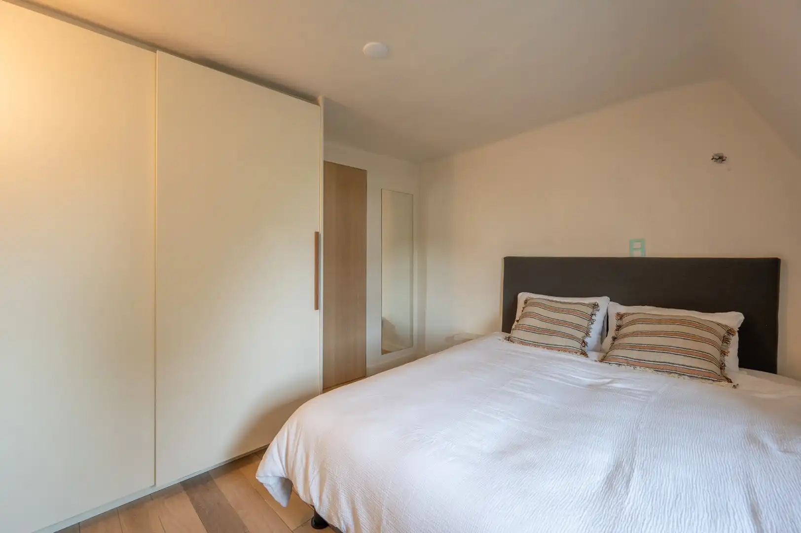 Charmante woning vlakbij het Dominicanenkerkje in het hart van Het Zoute. foto 25