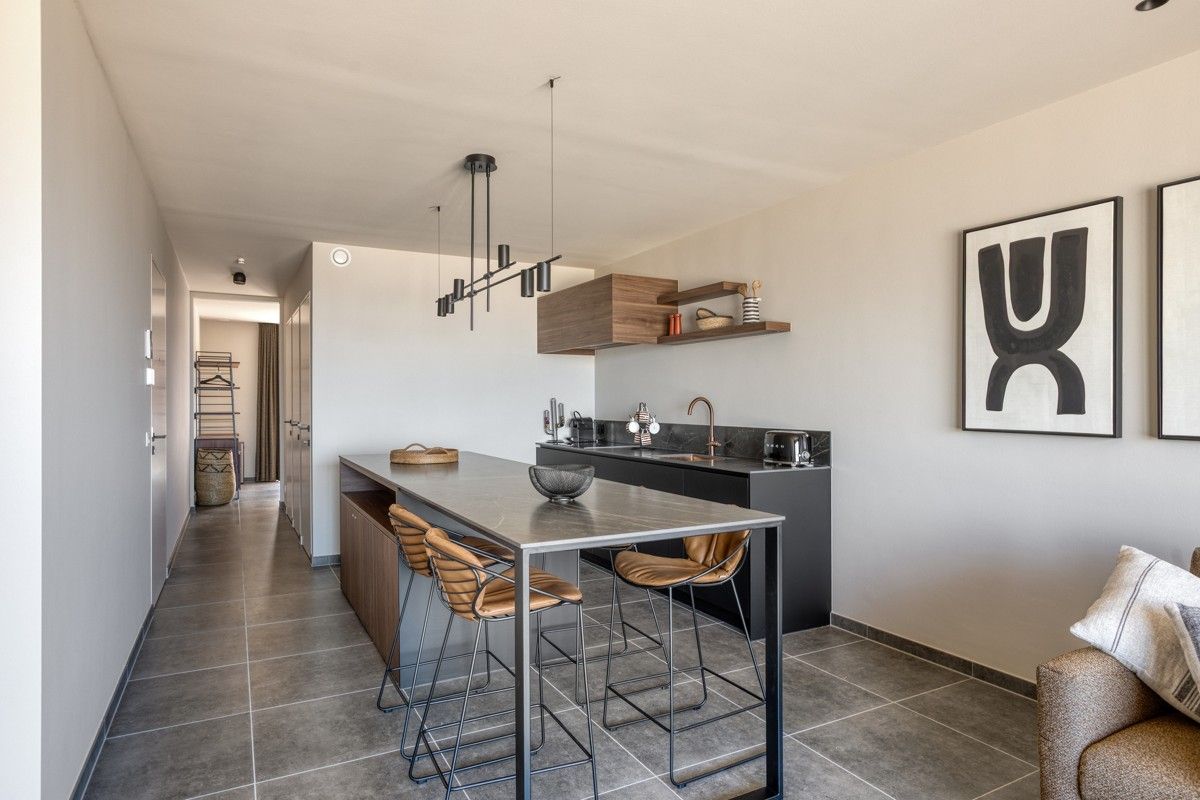 Prachtig nieuwbouwappartement te koop op de Zeedijk foto 4