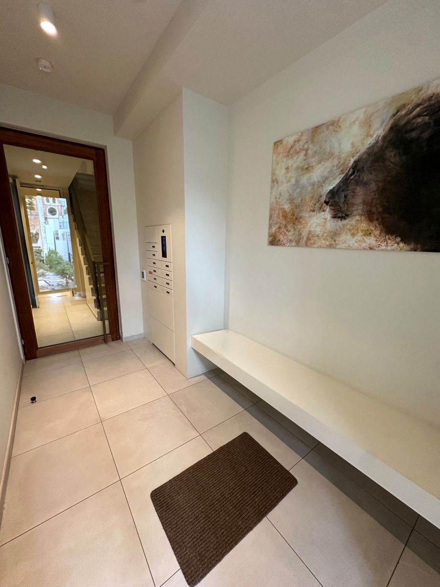 modern 1-slaapkamerappartement in hartje Kortrijk foto 9