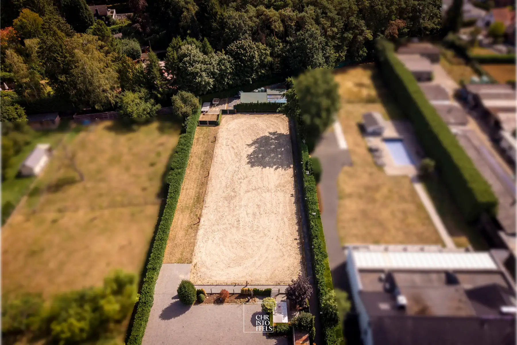Exclusieve villa (511m²) met buitenzwembad, wellnessruimte en paardenaccommodatie in Lanaken foto 24
