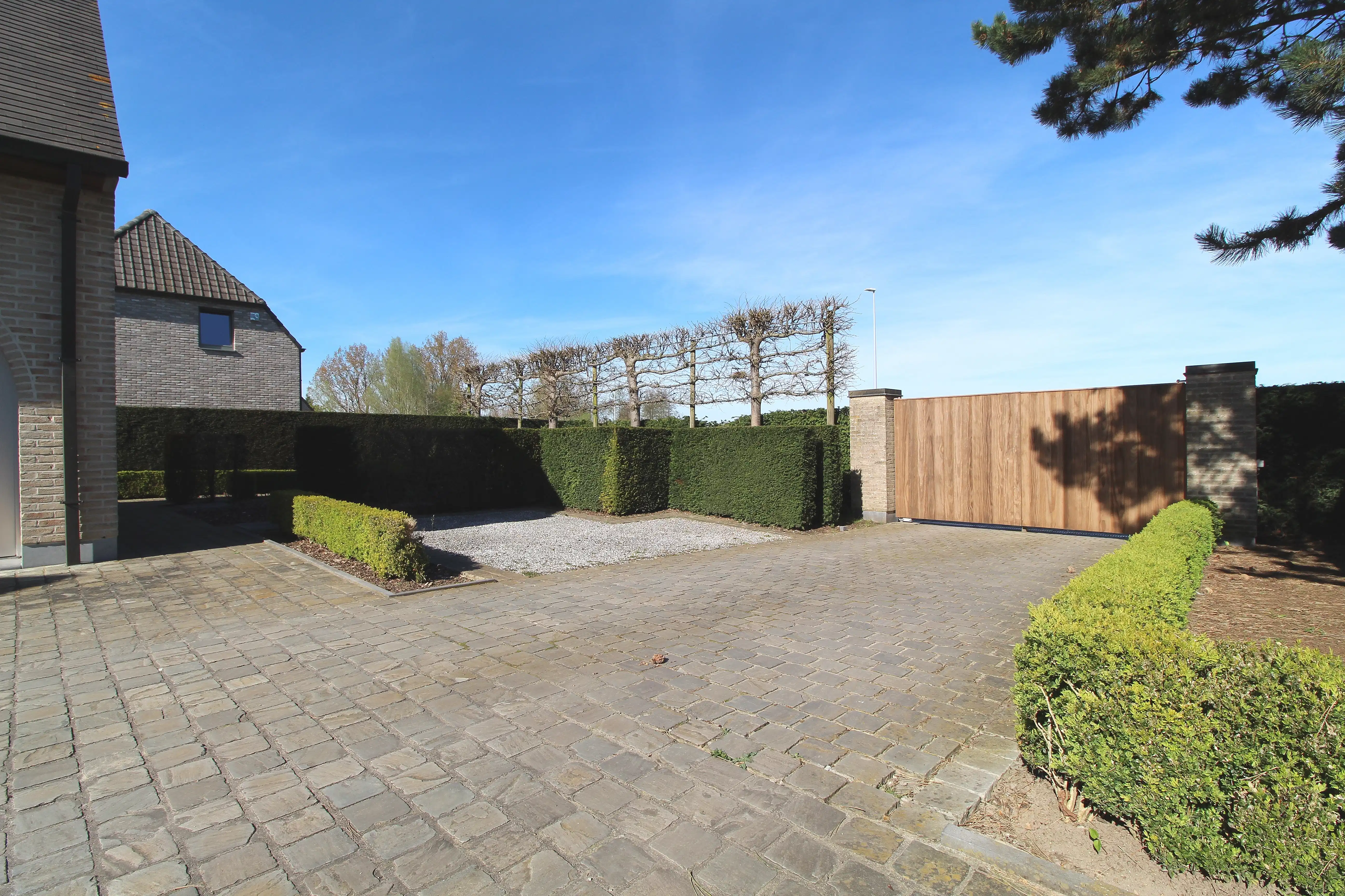 Luxueuze woning met rustige ligging te huur foto 31