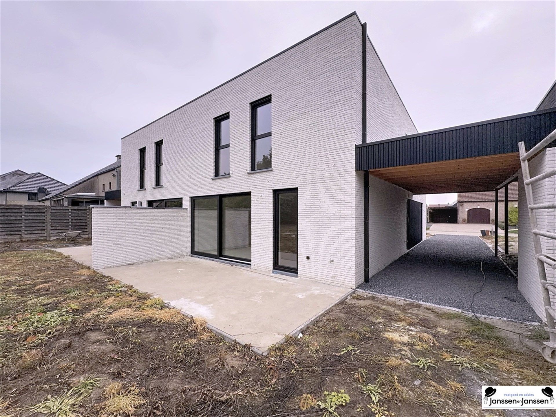 Instapklare, energiezuinige halfopen woning met moderne luxe op toplocatie in Geel foto 23