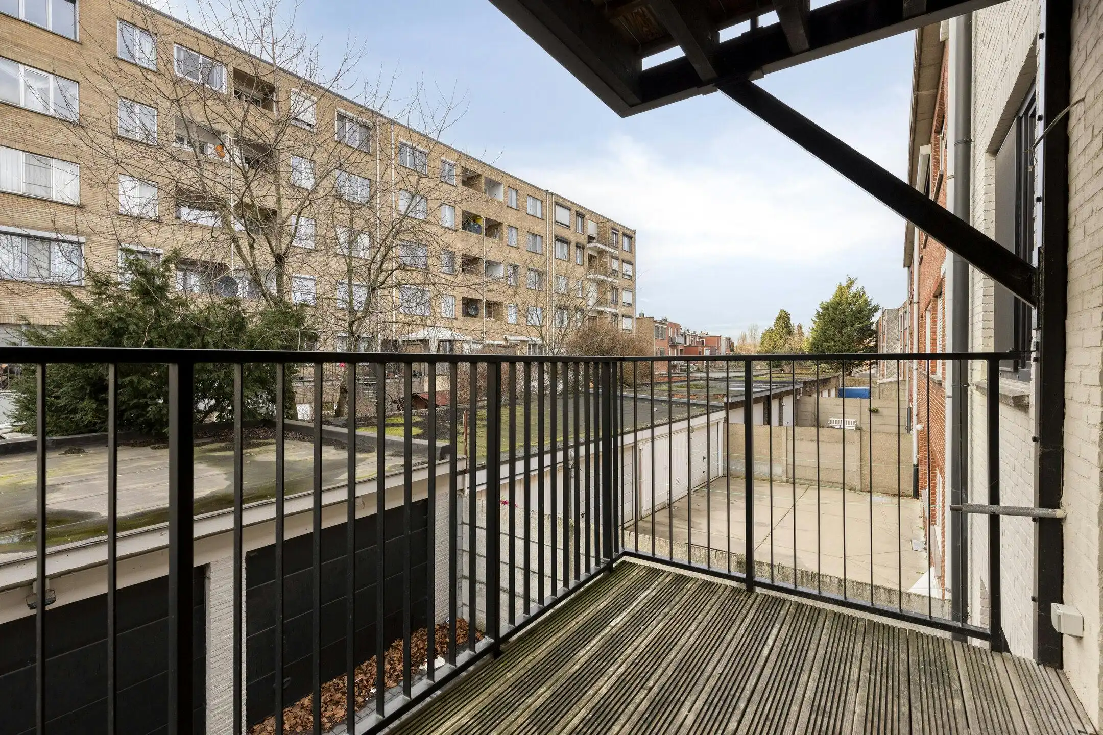Prachtig appartement met garage en terras te koop in Merksem foto 14