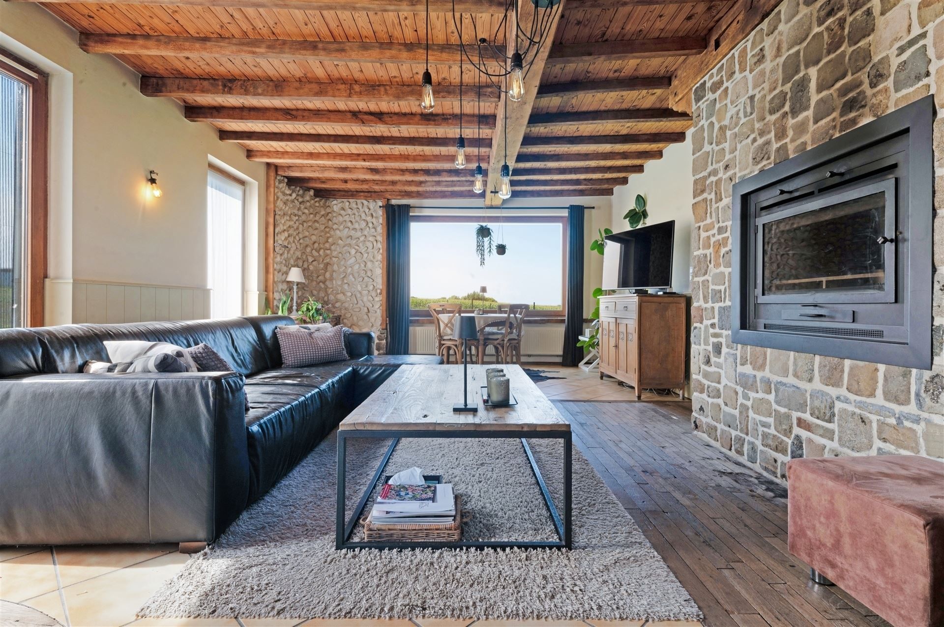 Exclusief restaurant mét instapklare villa foto 11