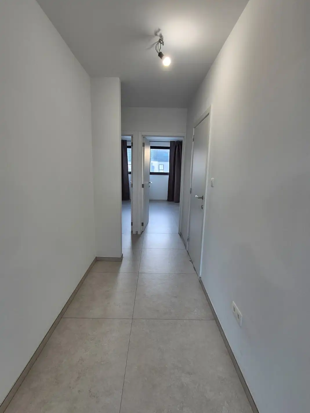 Nieuwbouw appartement met 3 slpkmrs, terras en parking foto 7