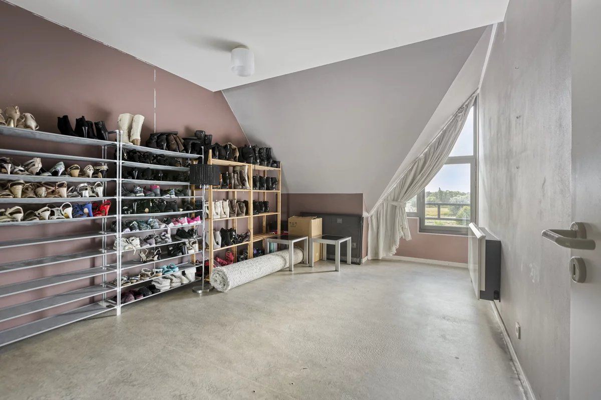 RUIM DUPLEXAPPARTEMENT VAN 144 M² MET 3 SLPK'S IN HASSELT foto 19