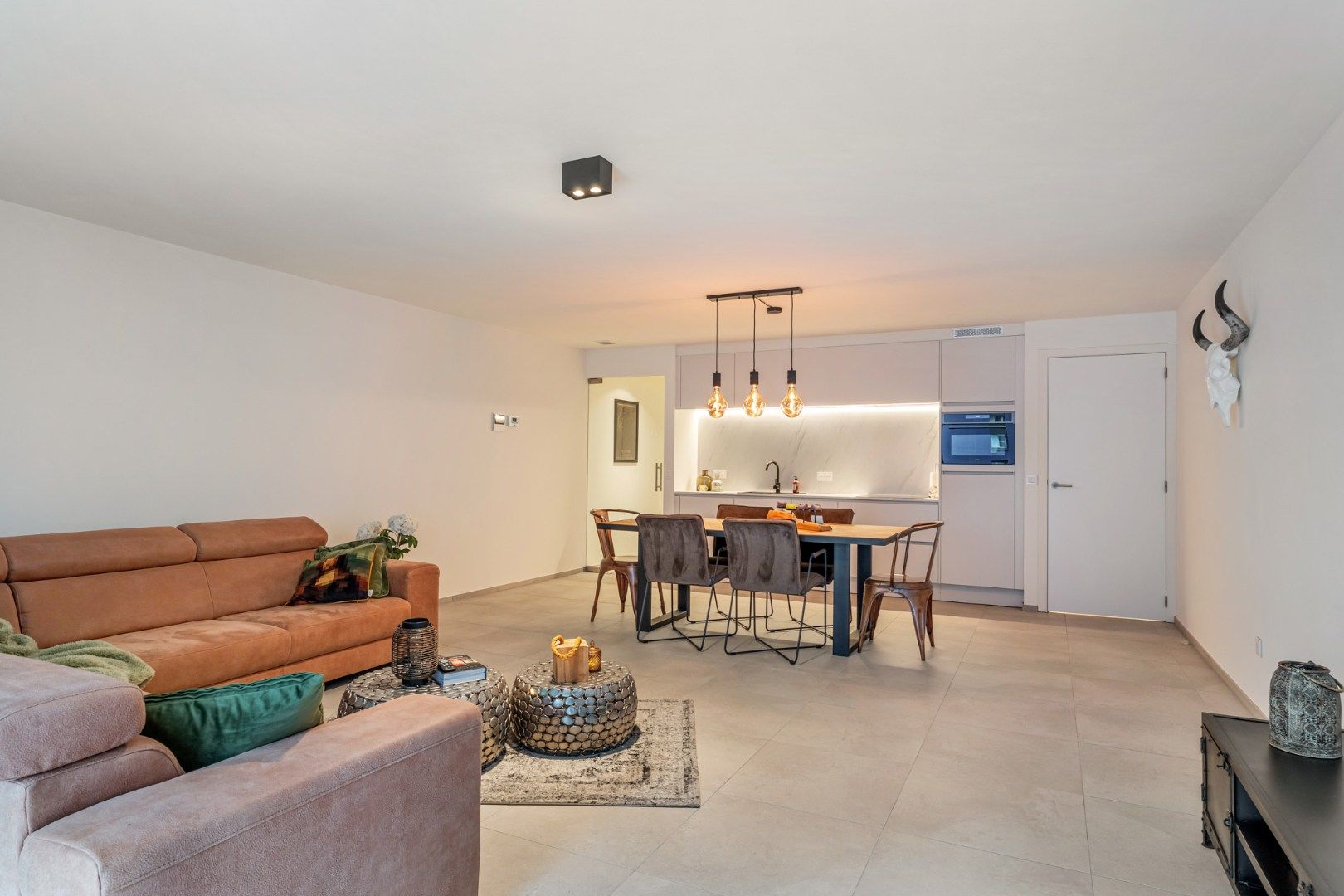 Nieuwbouw appartement, 92m² + terras, 2 slpk, garage en kelderberging in centrum Genk foto 10