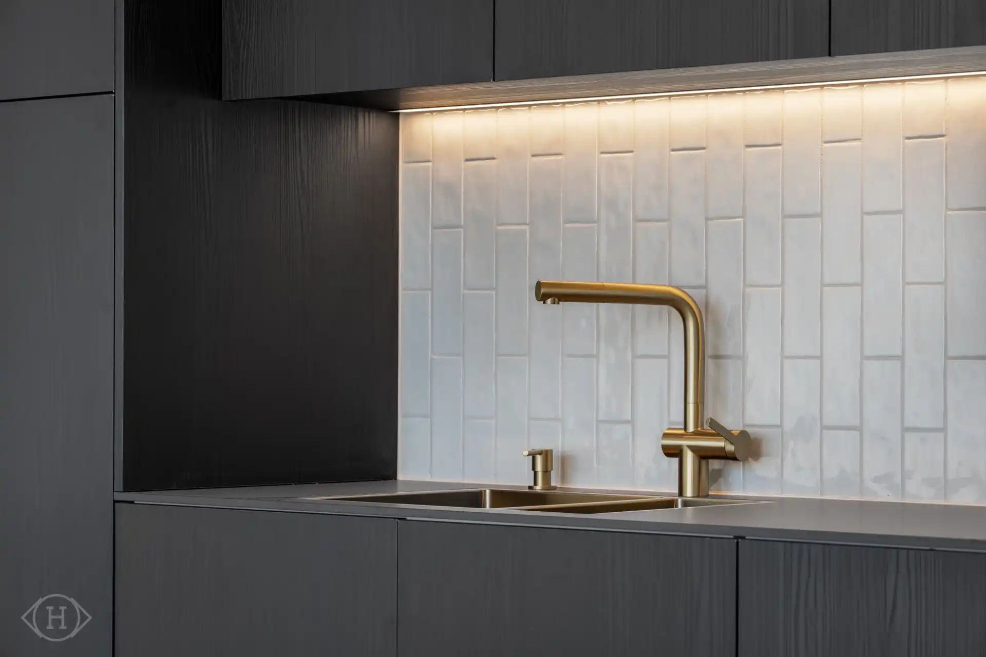 Lichtrijk appartement gelegen op de Bondgenotenlaan foto 5