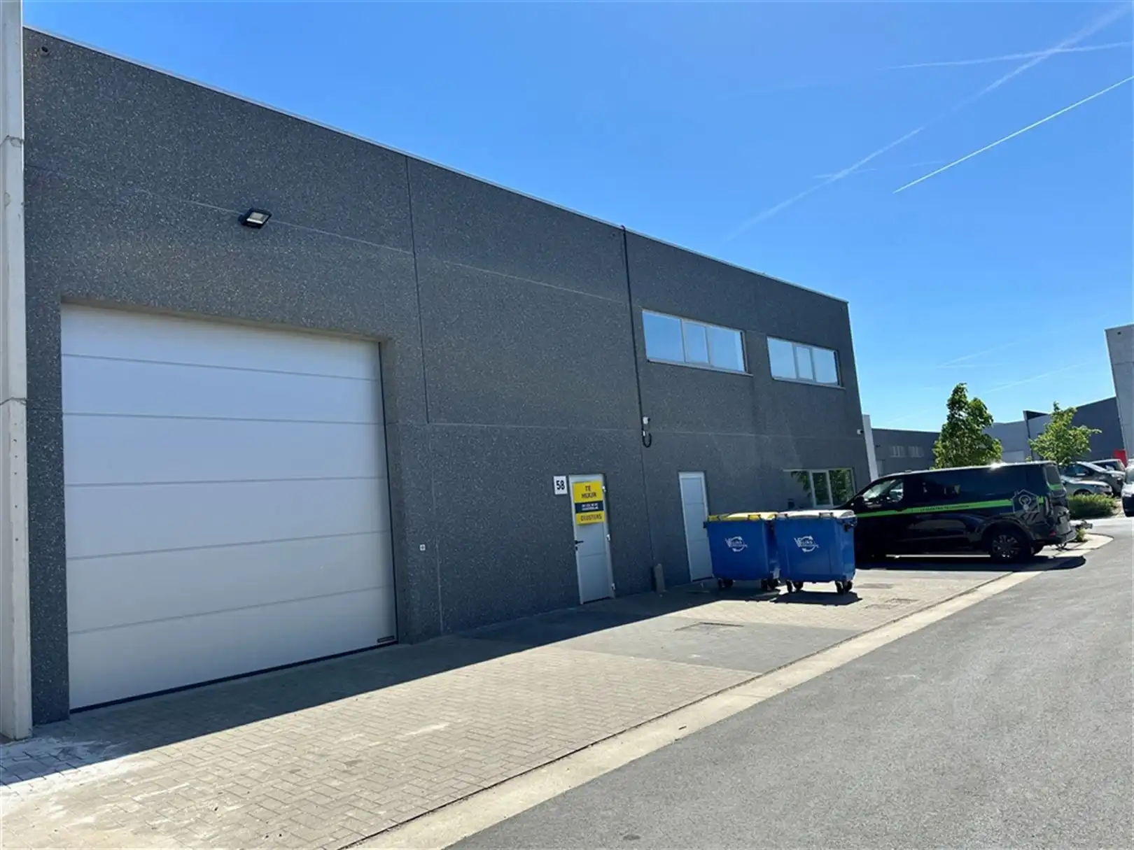 Recente KMO-unit te huur in Lievegem foto 2