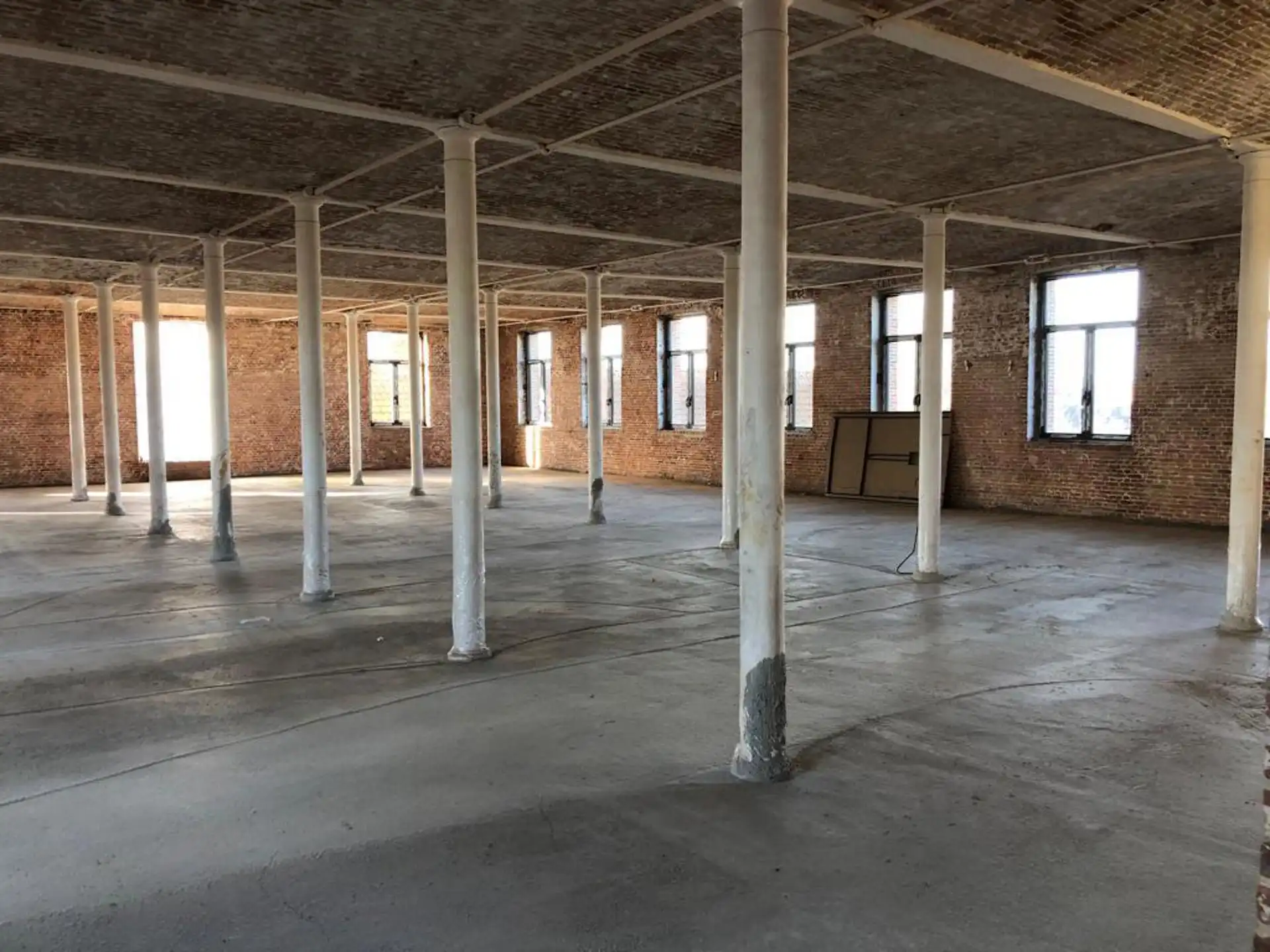 Mechelen-Zuid: moderne kantoren  730m² in historisch pand foto 6