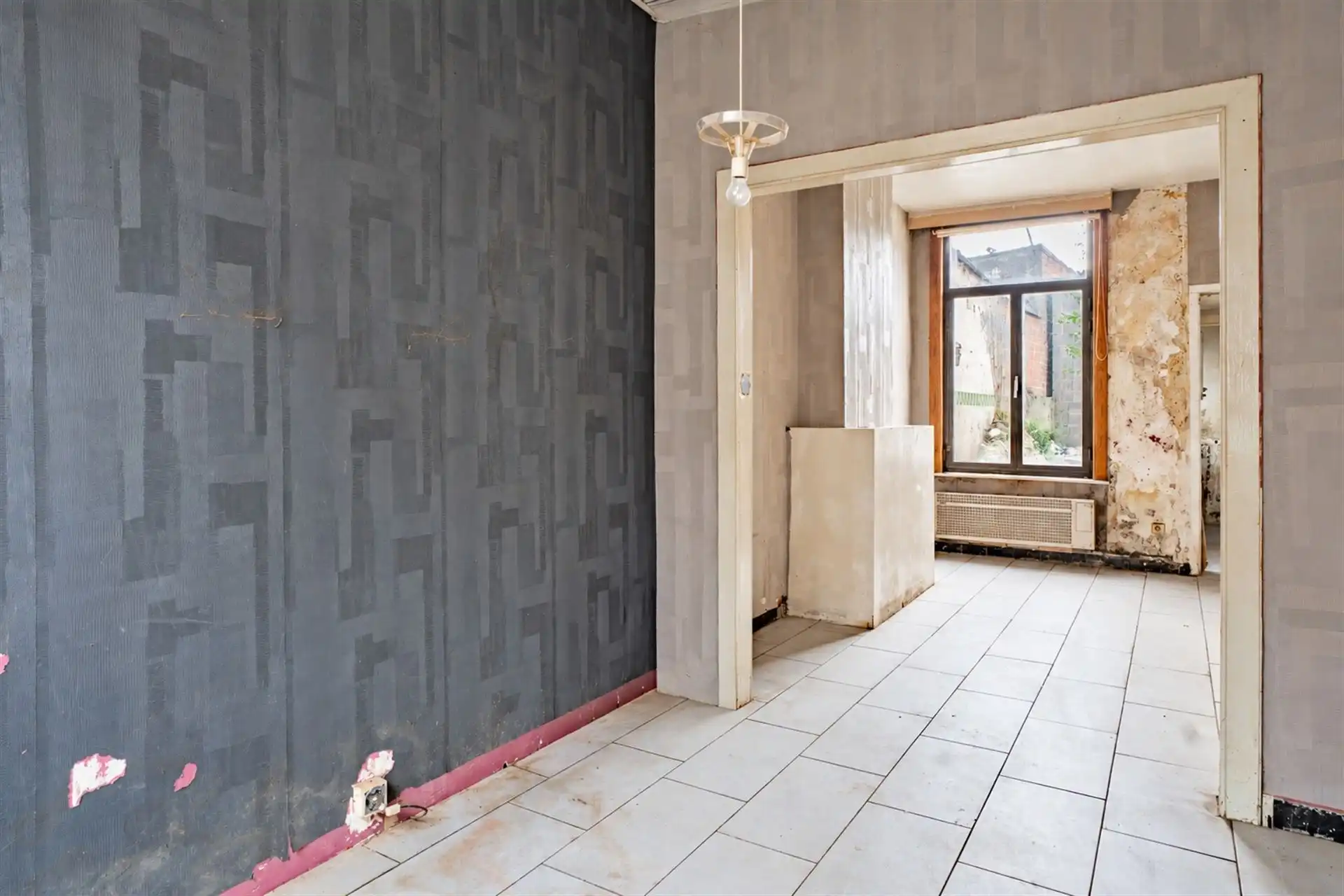 Stadswoning met renovatiepotentieel in hartje Lier foto 2
