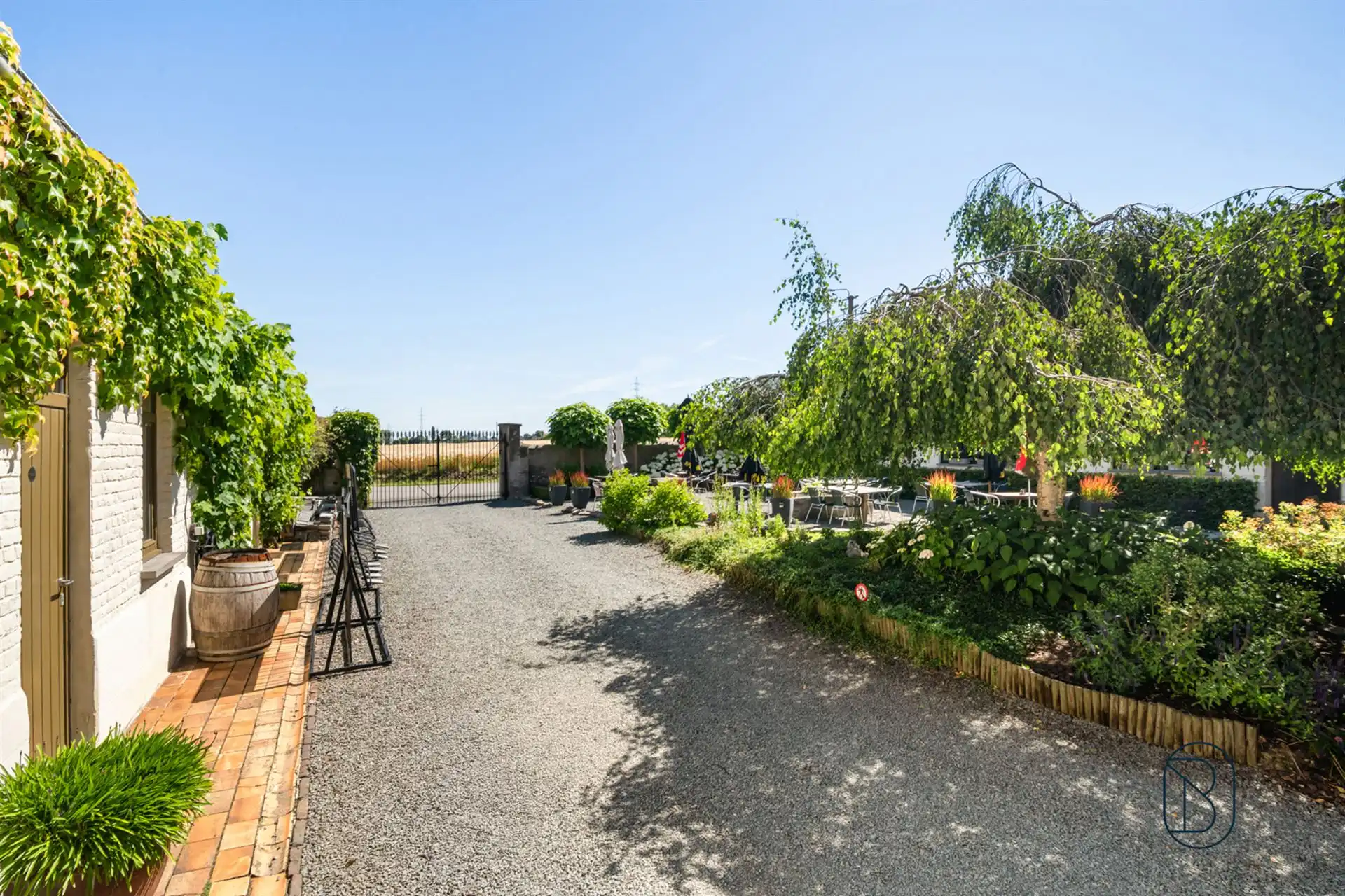 Unieke hoeve met horeca, op idyllische locatie. foto 29