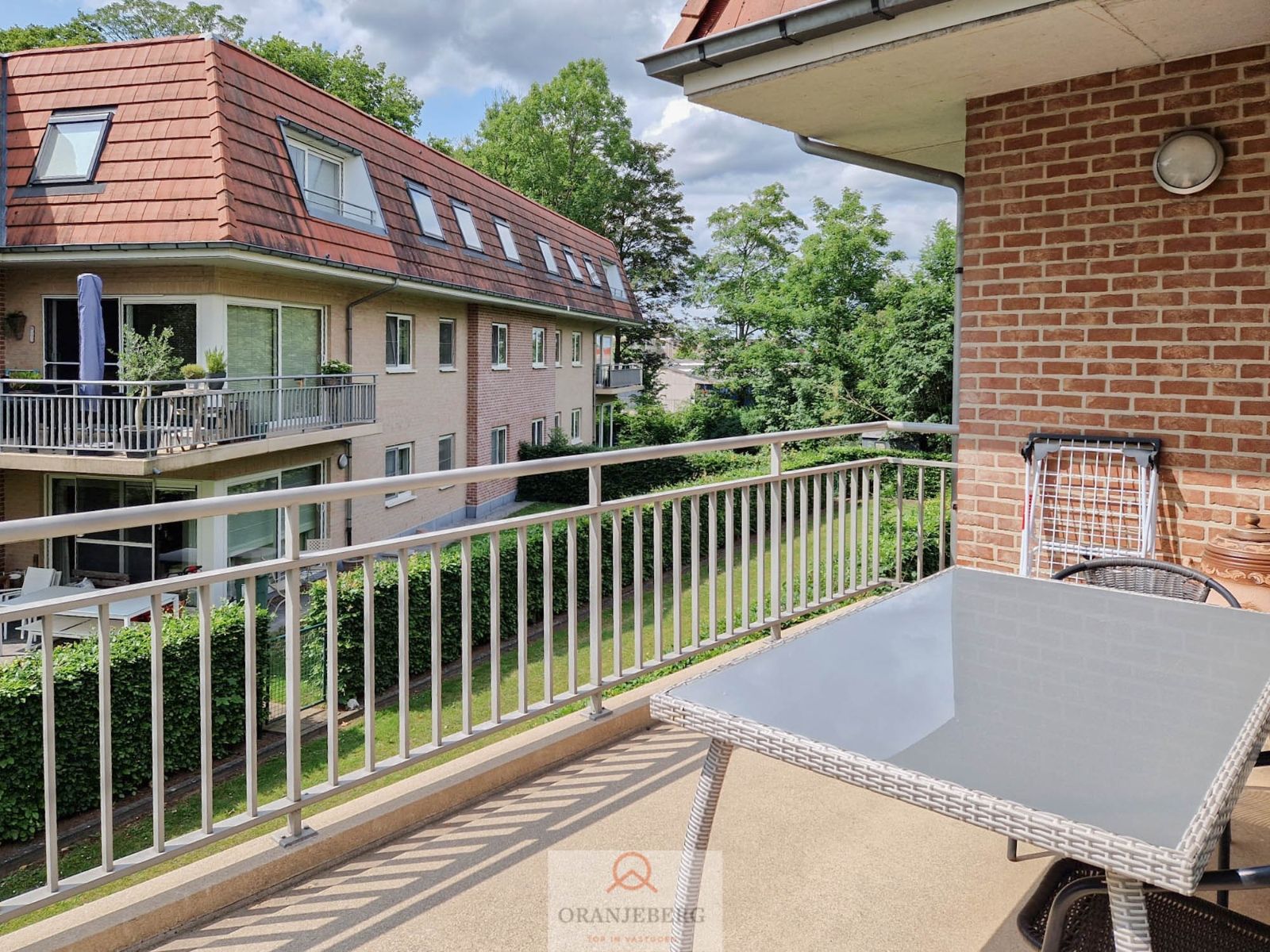 Klassevol appartement met zonneterras en garagebox! foto 4