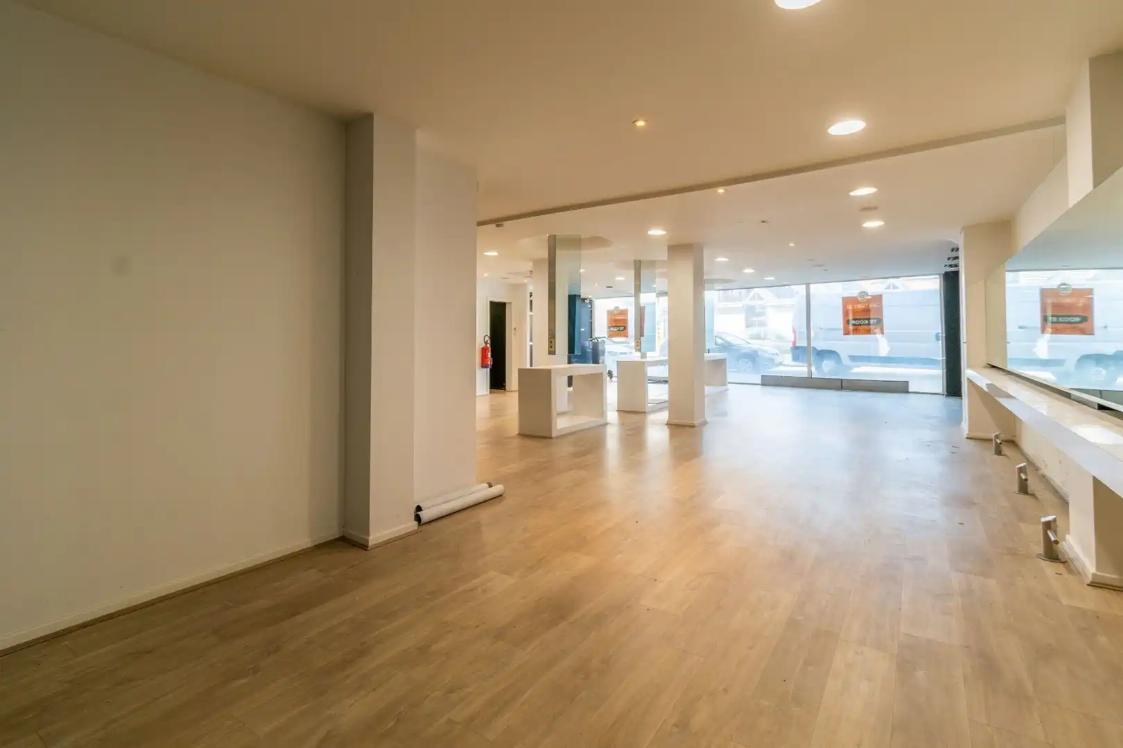 ZEER RUIM DUPLEX KANTOOR-EN/OF COMM. RUIMTE (261m²) ! foto 5