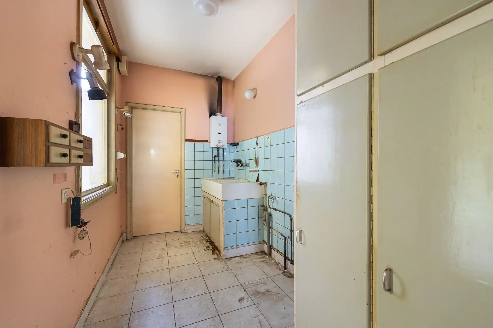 Te renoveren eengezinswoning met 2 slaapkamers en stadstuin foto 8