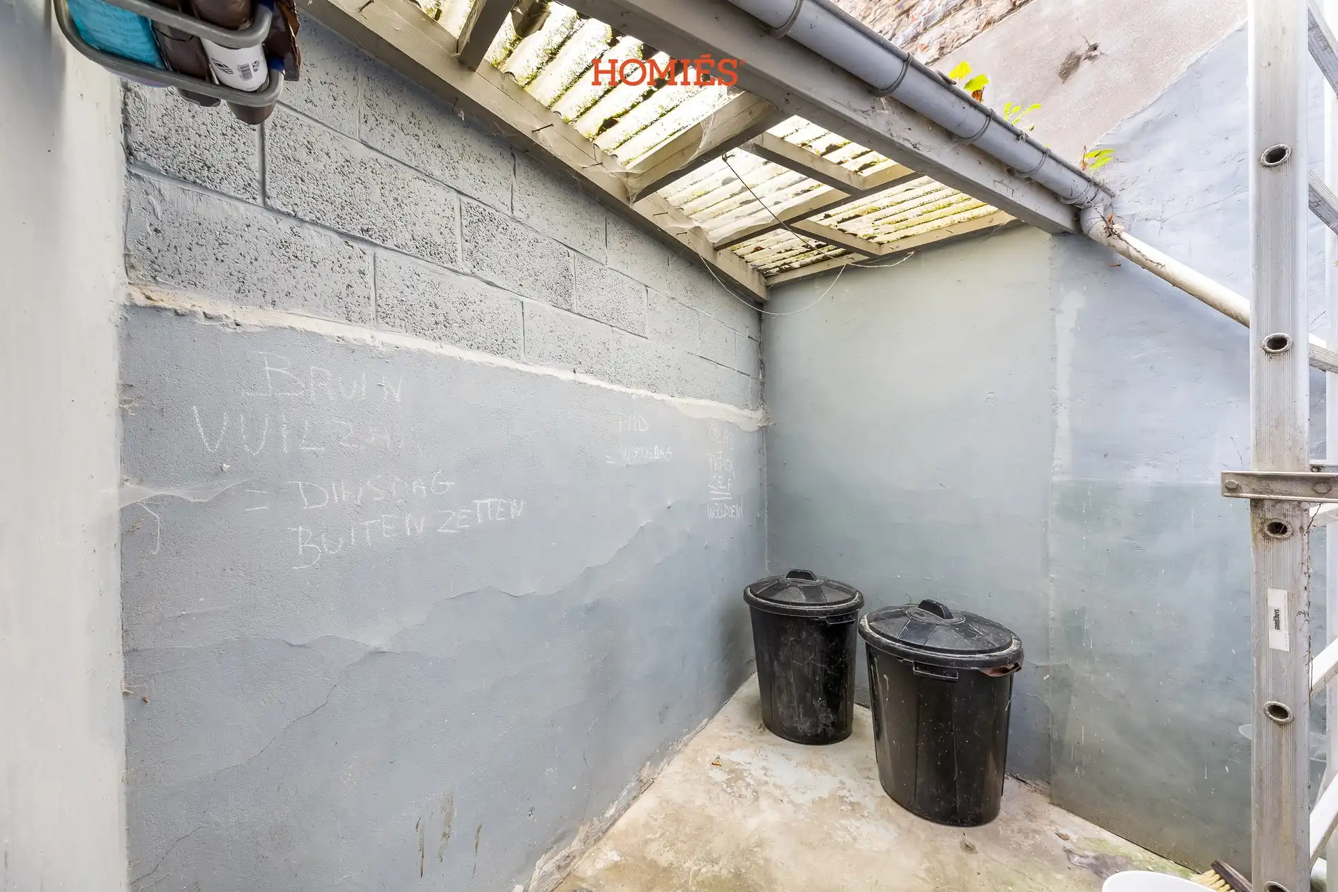 Welgelegen gebouw met 7 studentenkamers foto 12