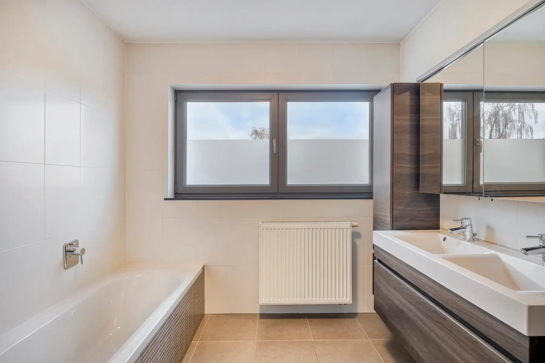 Landelijk gelegen 3-gevel met 3 slaapkamers en EPC A foto 16