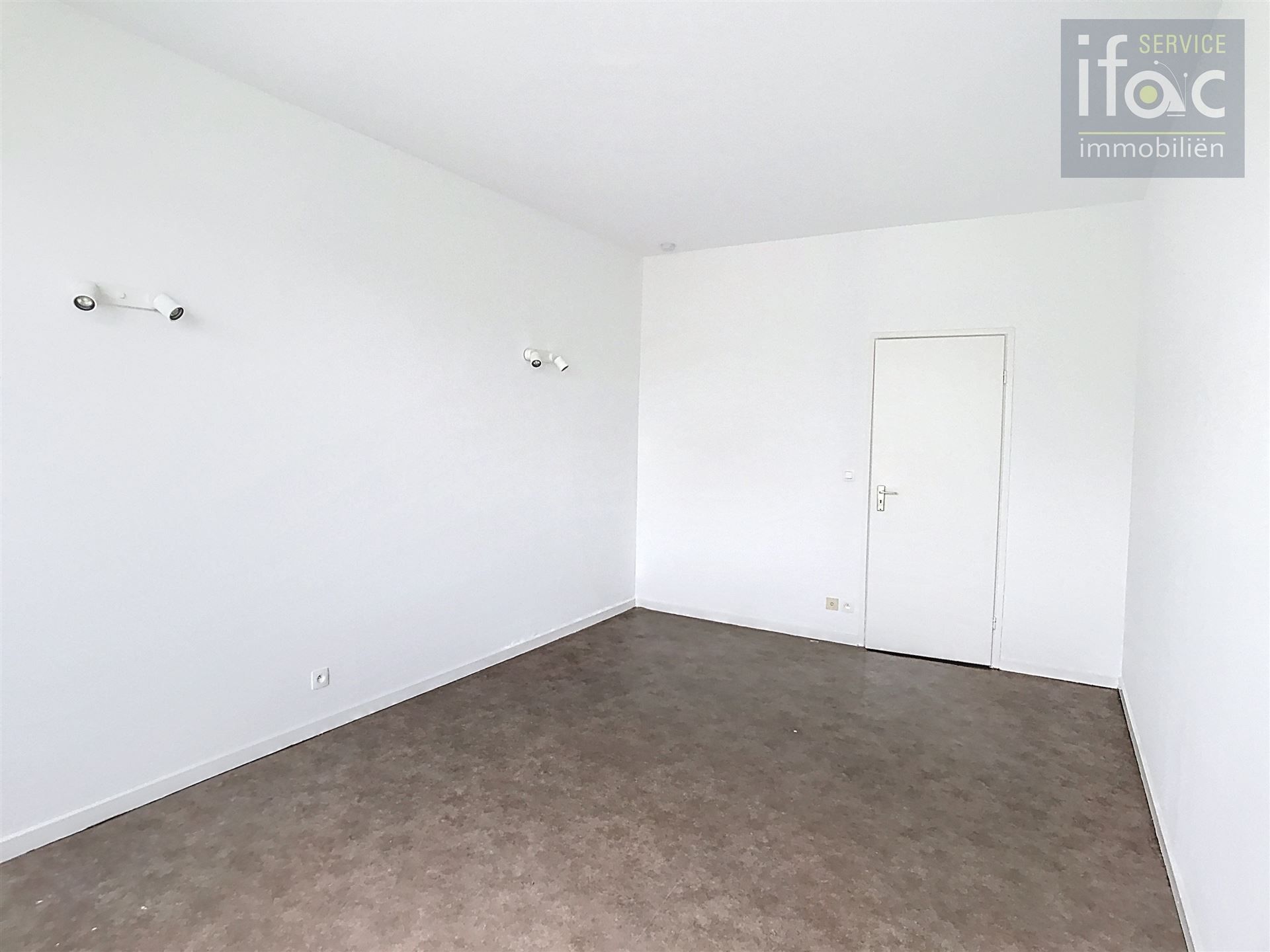 Studio op de tweede verdieping foto 2