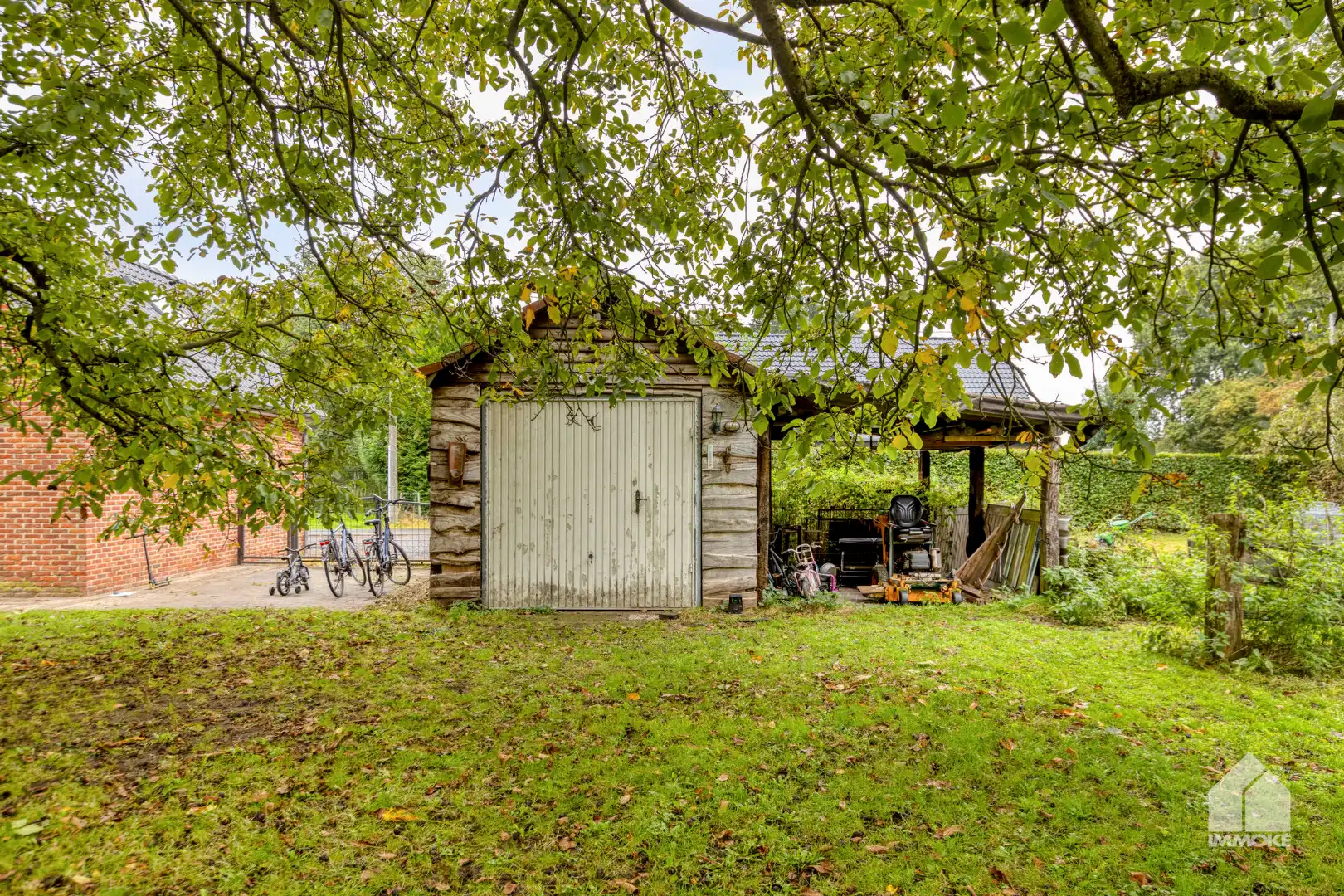 Volledig gerenoveerde, energiezuinige langgevelhoeve op riant perceel van 76 are. foto 44