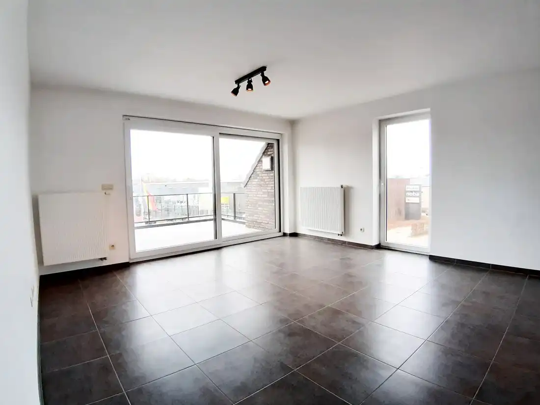 Mooi recent appartement te Bree foto 5