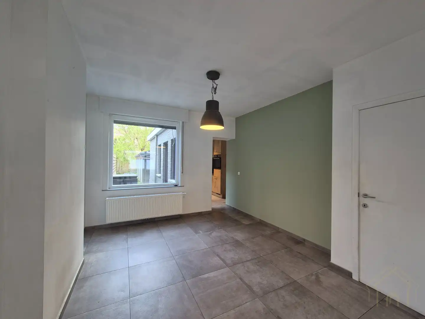 Comfortabele gezinswoning met twee slaapkamers en tuin foto 4