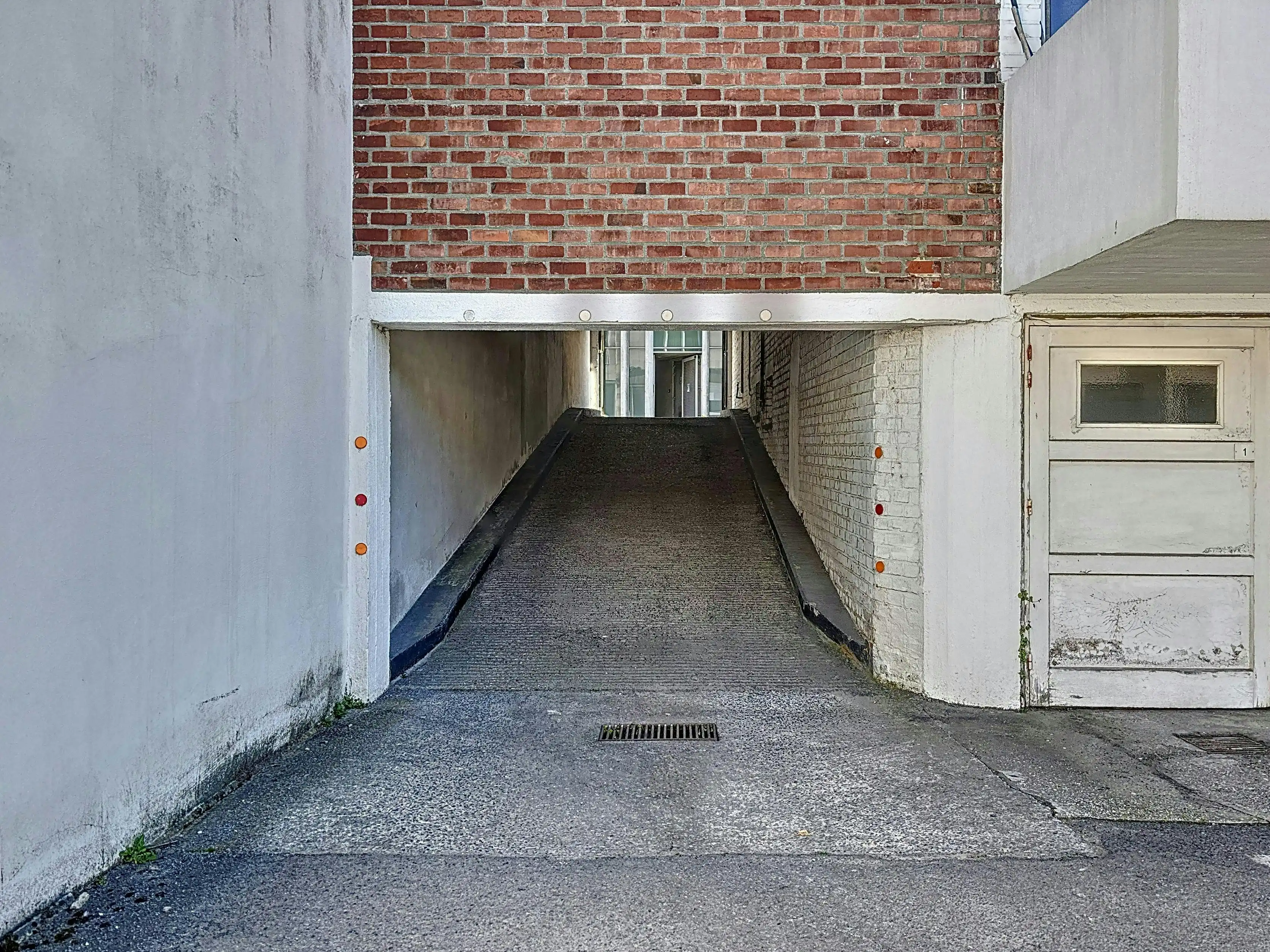 Garage te koop in Kortrijk! foto 7