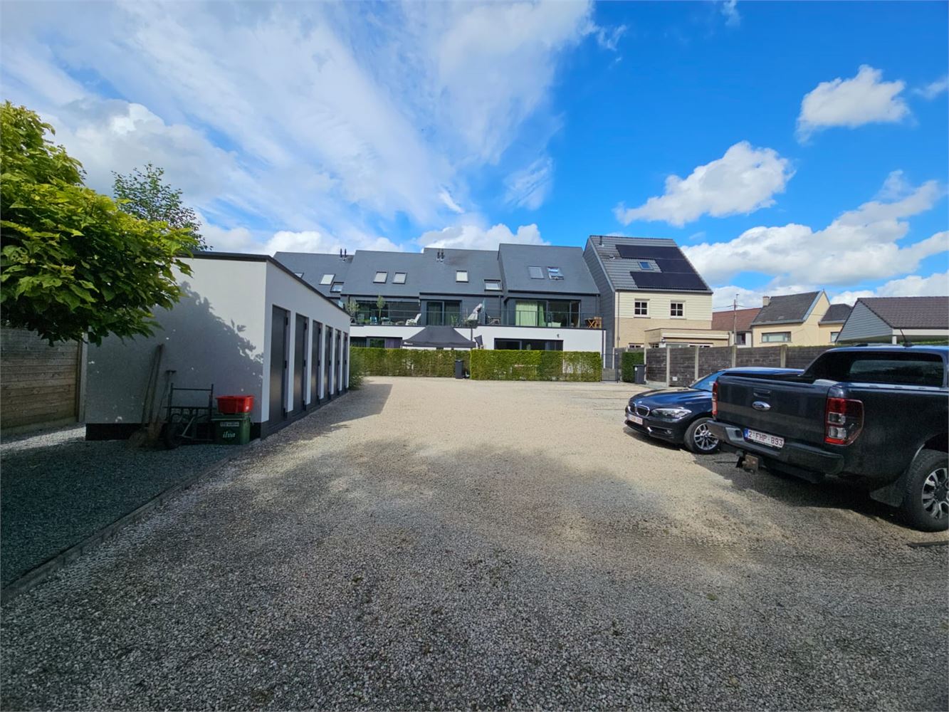 Duplex appartement met 3 slpks, terras (12,63m²) en 3 parkeerplaatsen (Moerbeke) foto 4