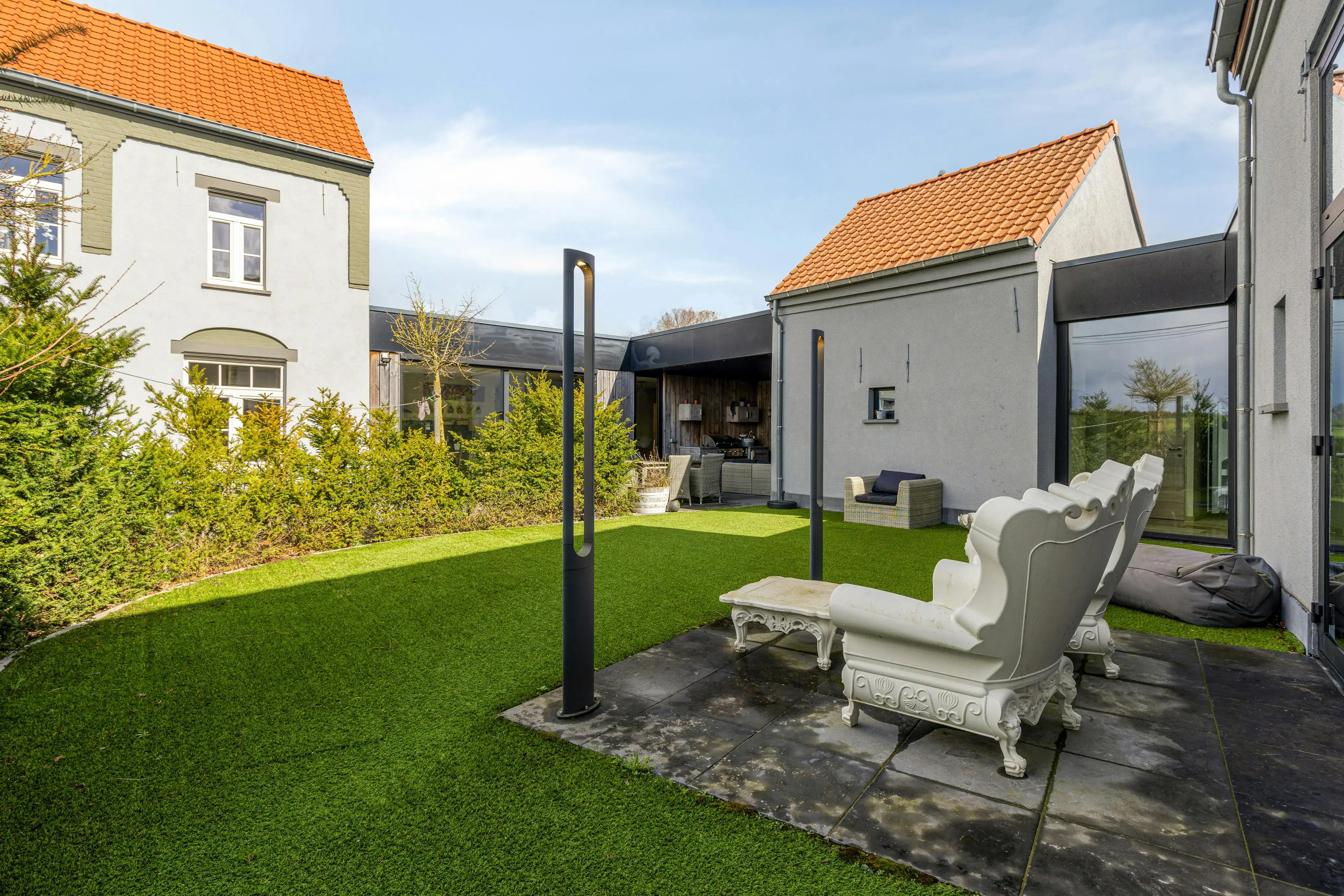 Gerenoveerd huis met wellness te koop in Zottegem foto 2