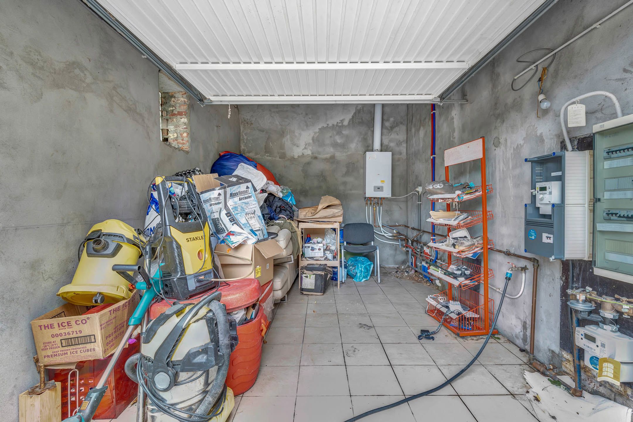 Te renoveren woning op strategische locatie foto 16