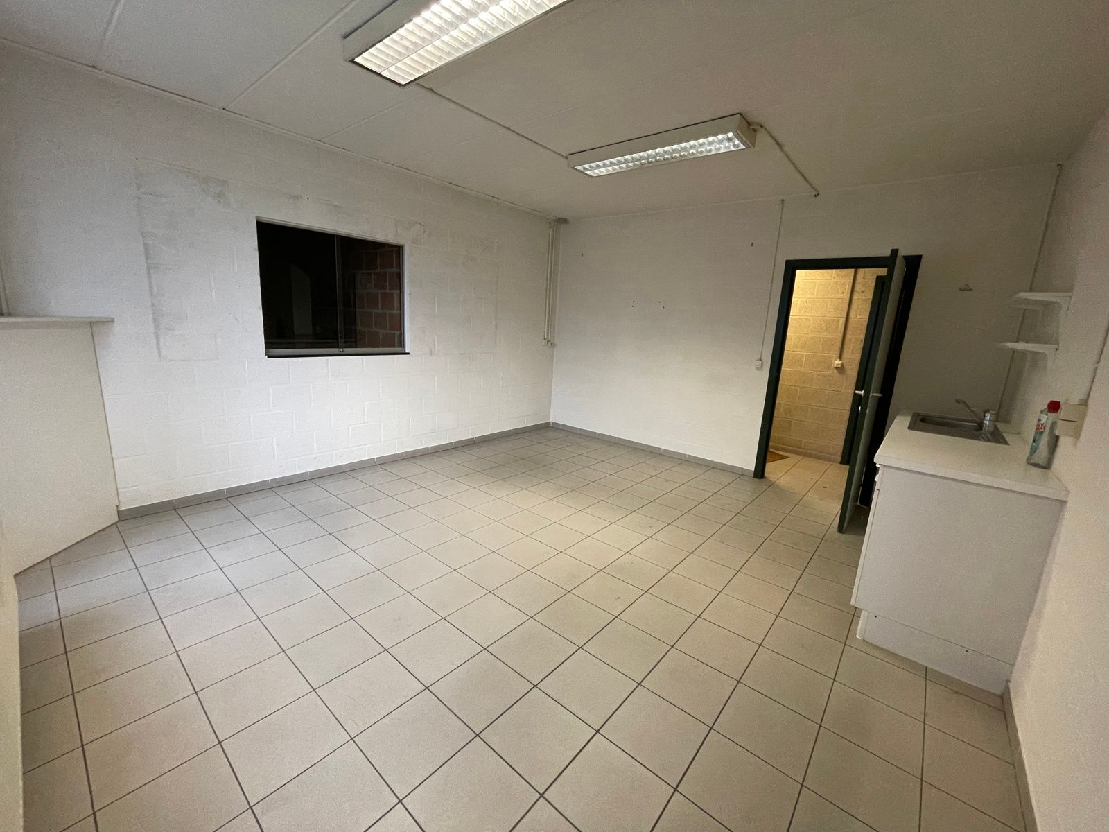 Bedrijfsvastgoed te huur foto 5