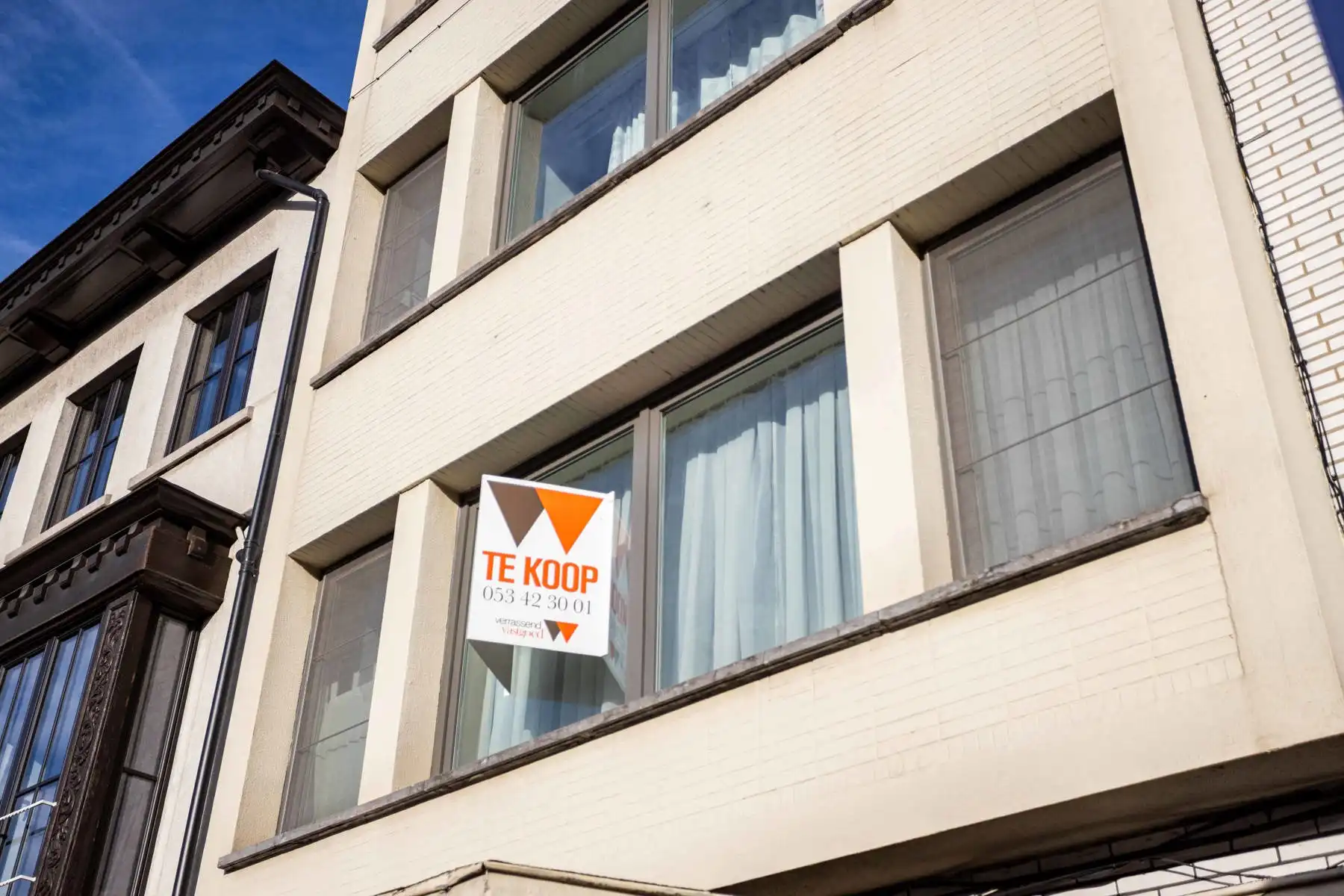 2 slaapkamer appartement met garage  foto 2