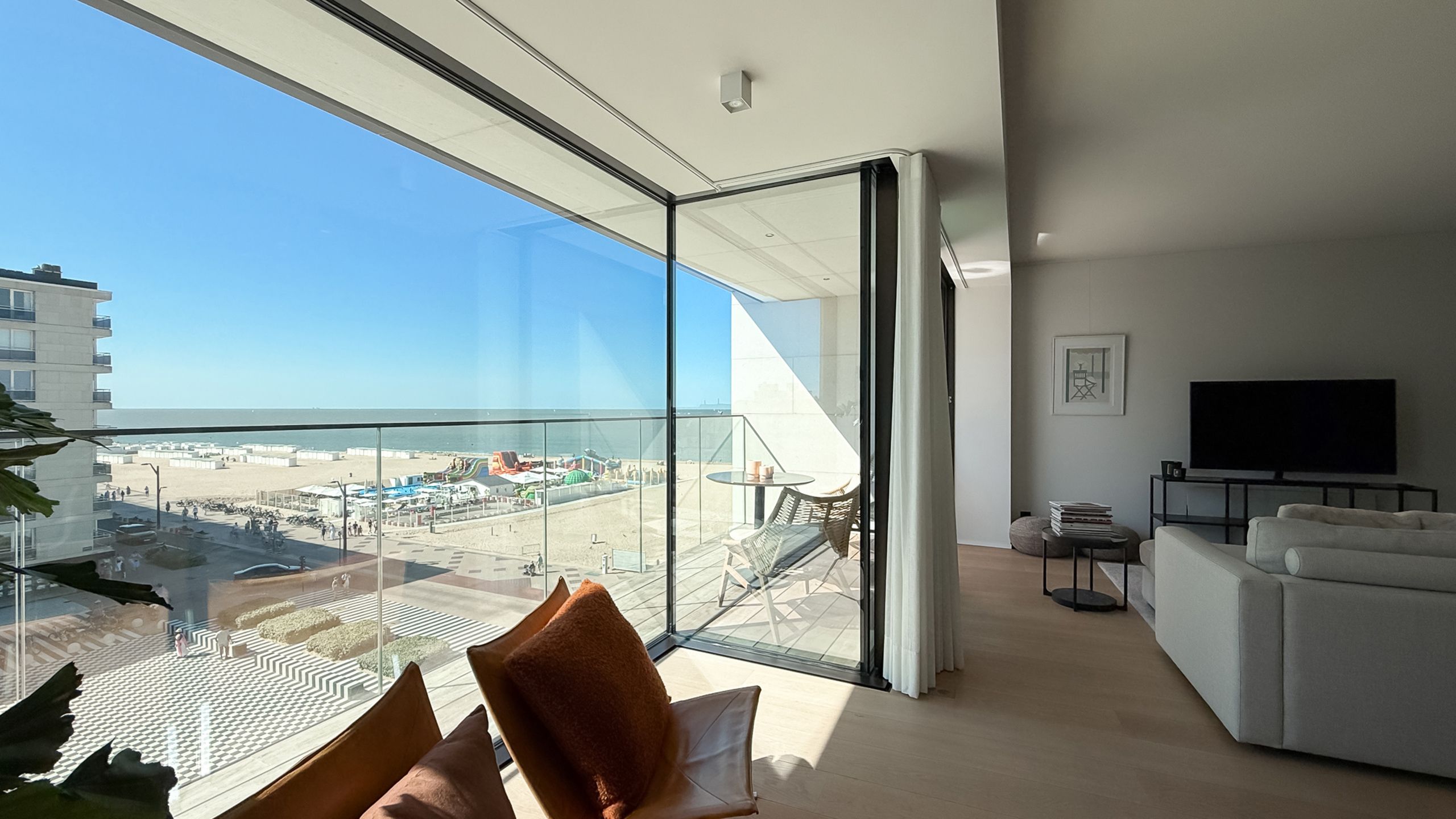 ONE CARLTON – Knokke-Zoute / ZEEZICHT foto 6